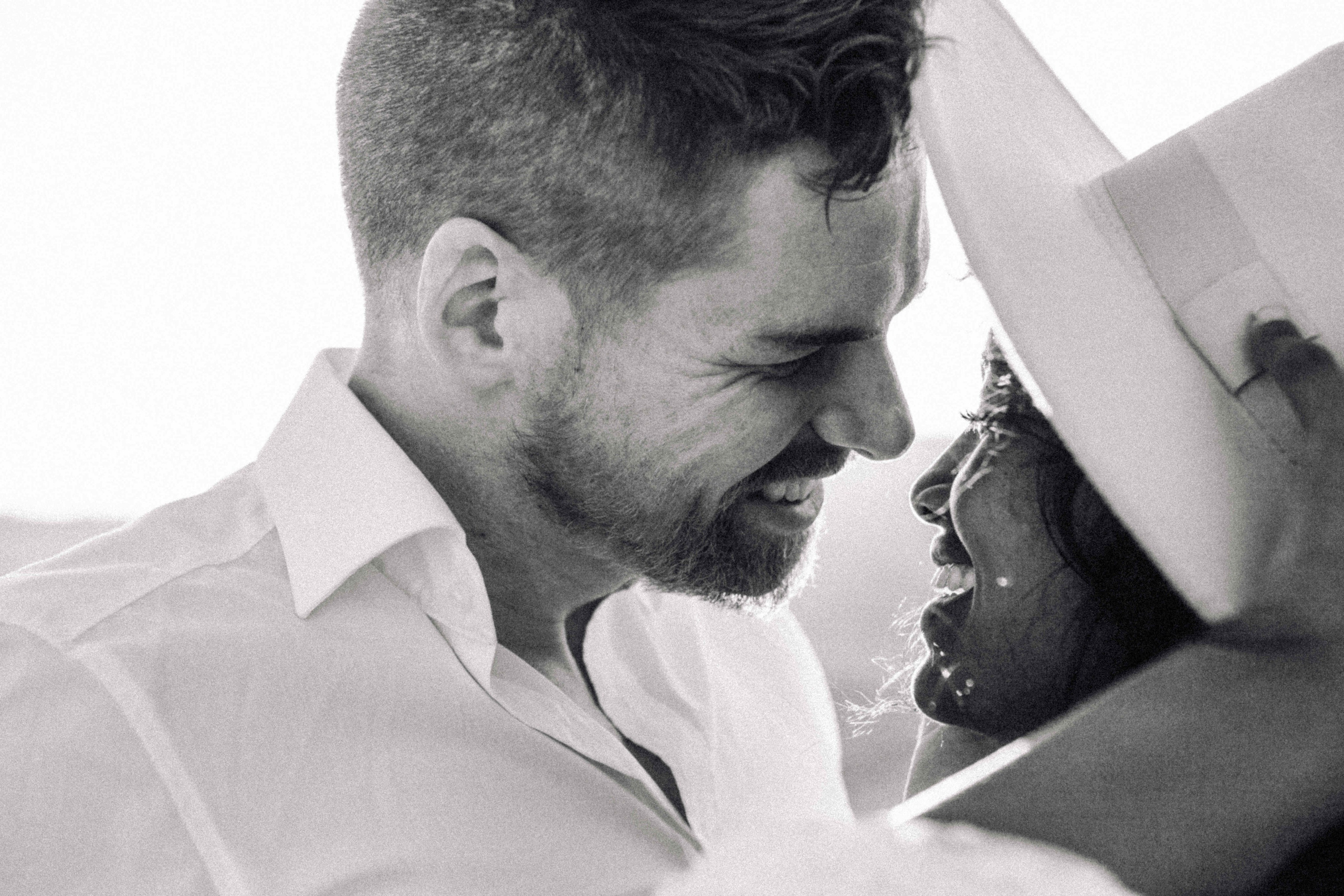 PHOTO SESSION IN THE DESERT NEAR MAALE ADUMIM. PHOTOGRAPHER IN ISRAEL