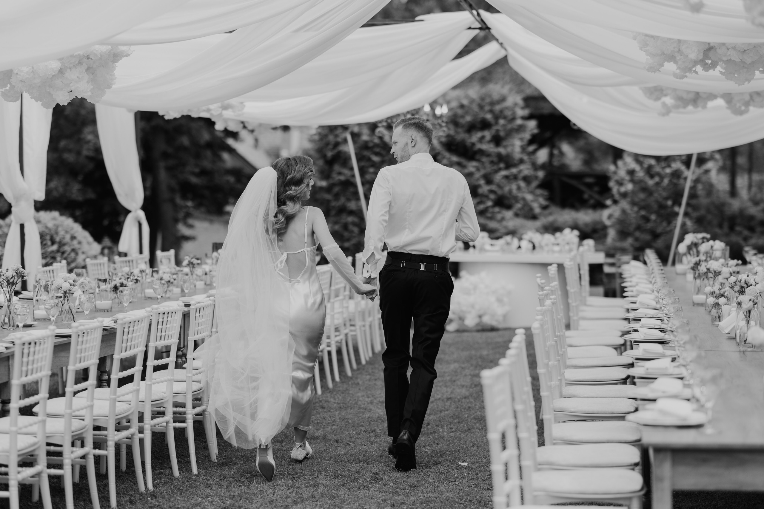 Corina & Dumitru. Main