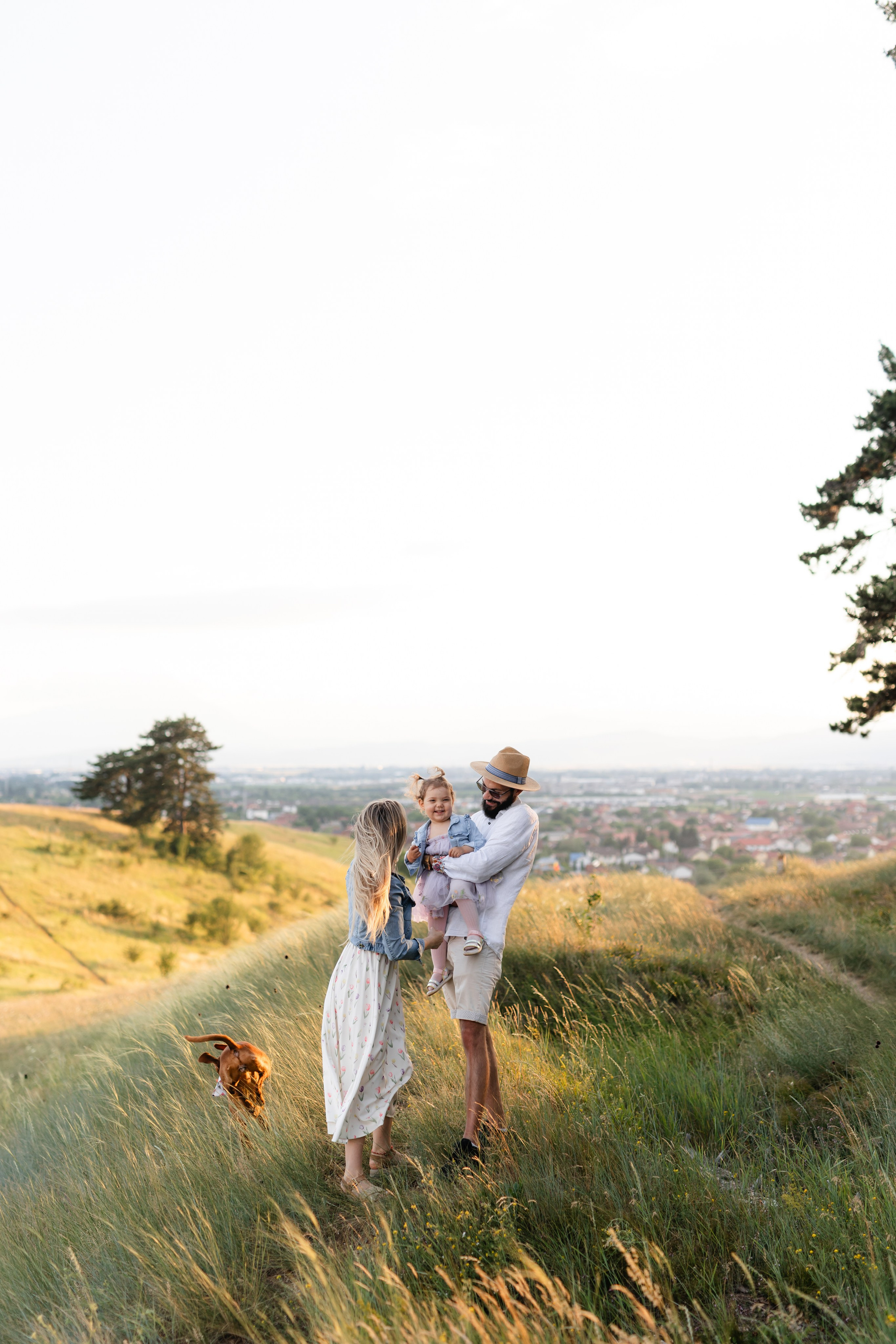 Nico, Luci & Ilaria — Family. Main