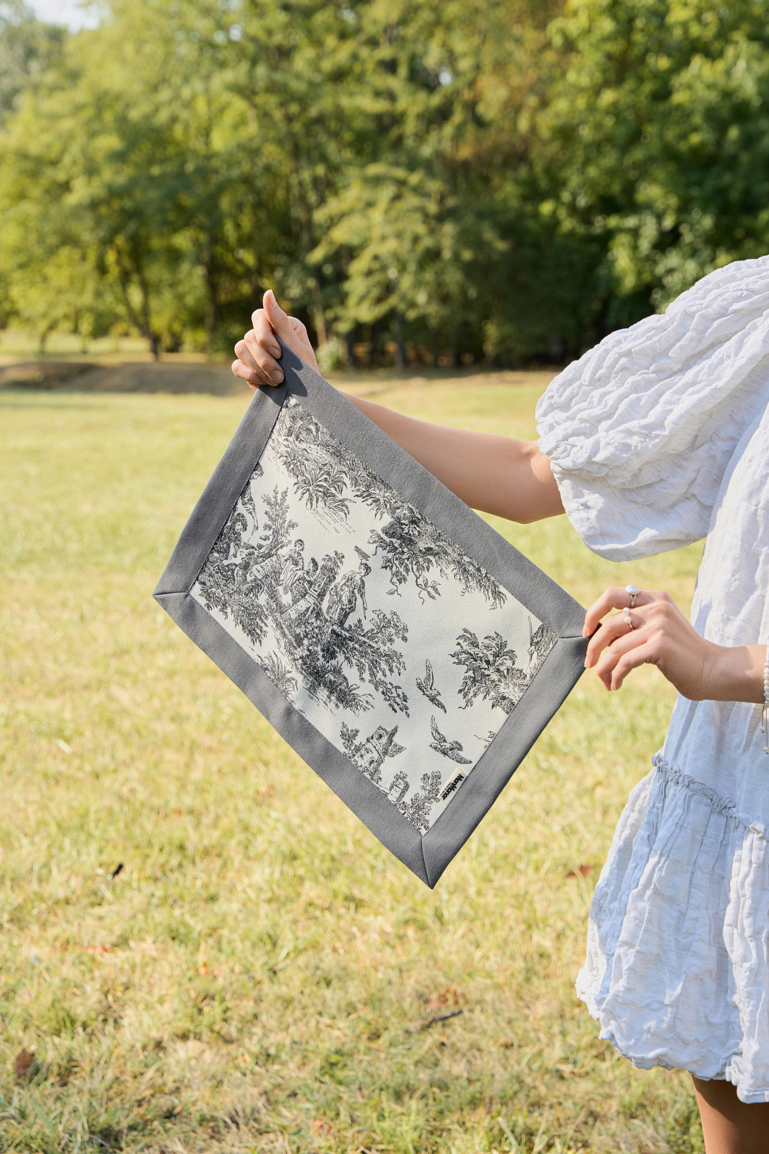 Monmanor. Привет