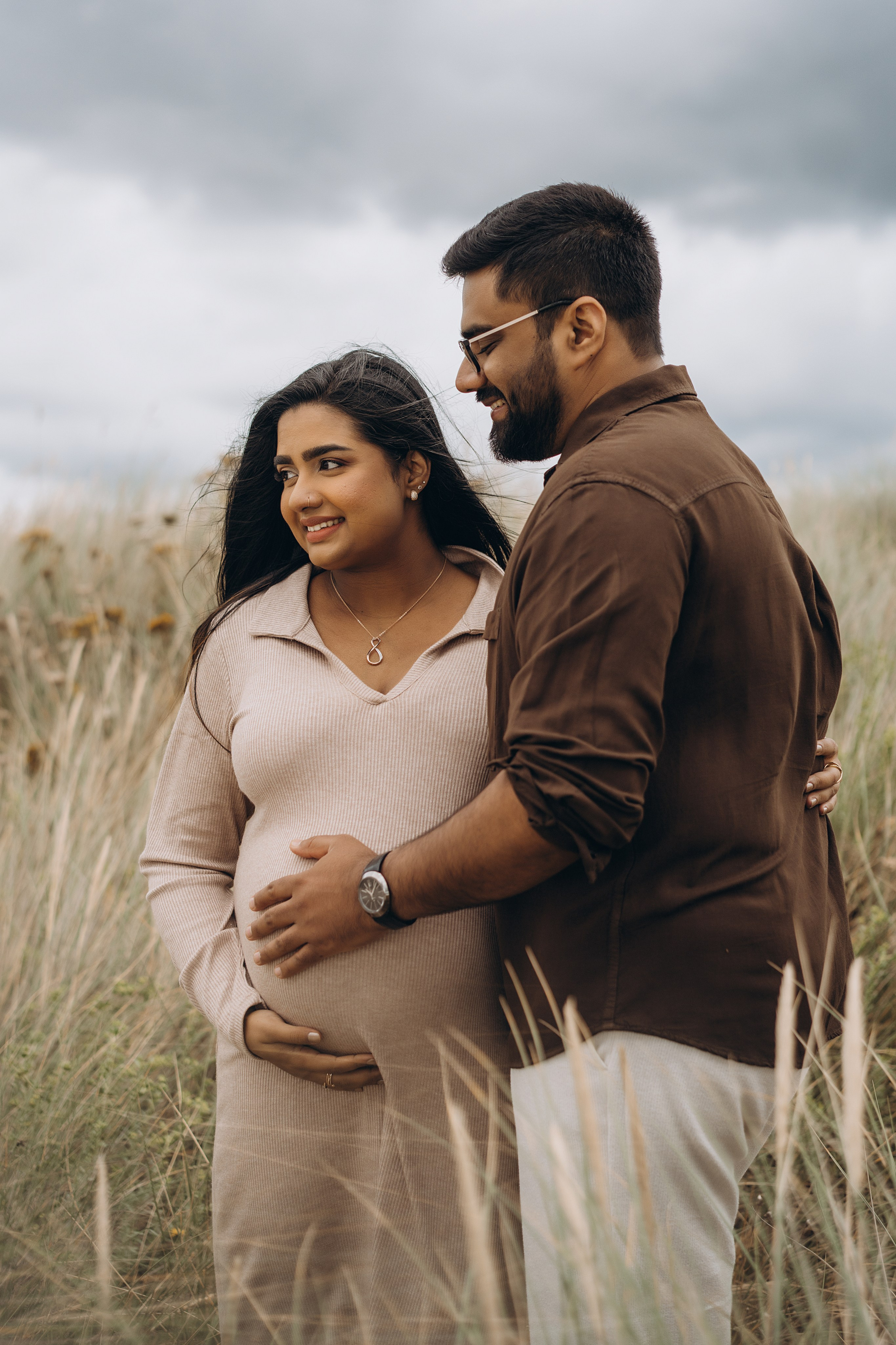 Meera: Bull island. Maternity/Love story/Wedding photographer