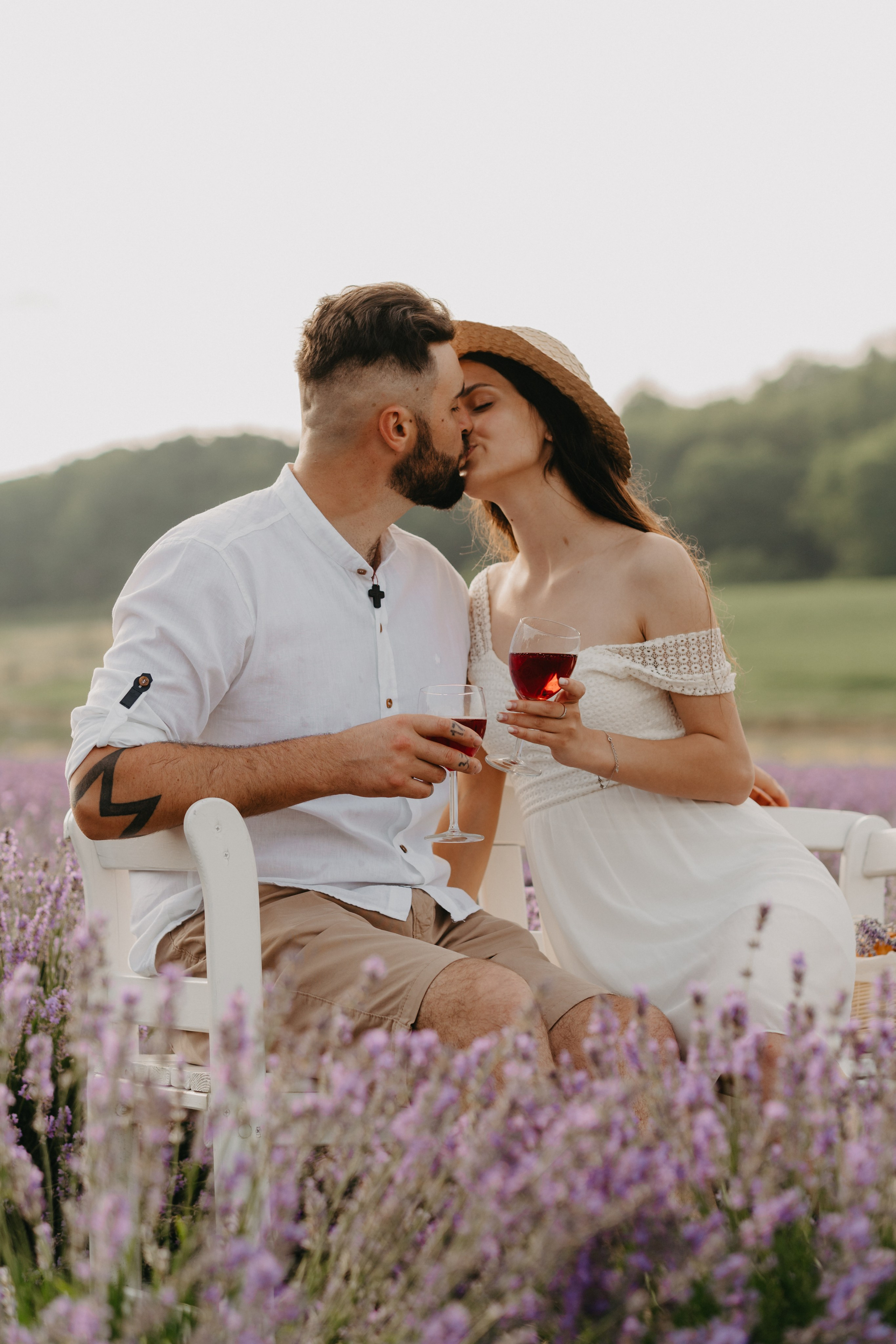 Hand in Hand. Fotograf Katowice – sesje indywidualne, rodzinne, ślubne