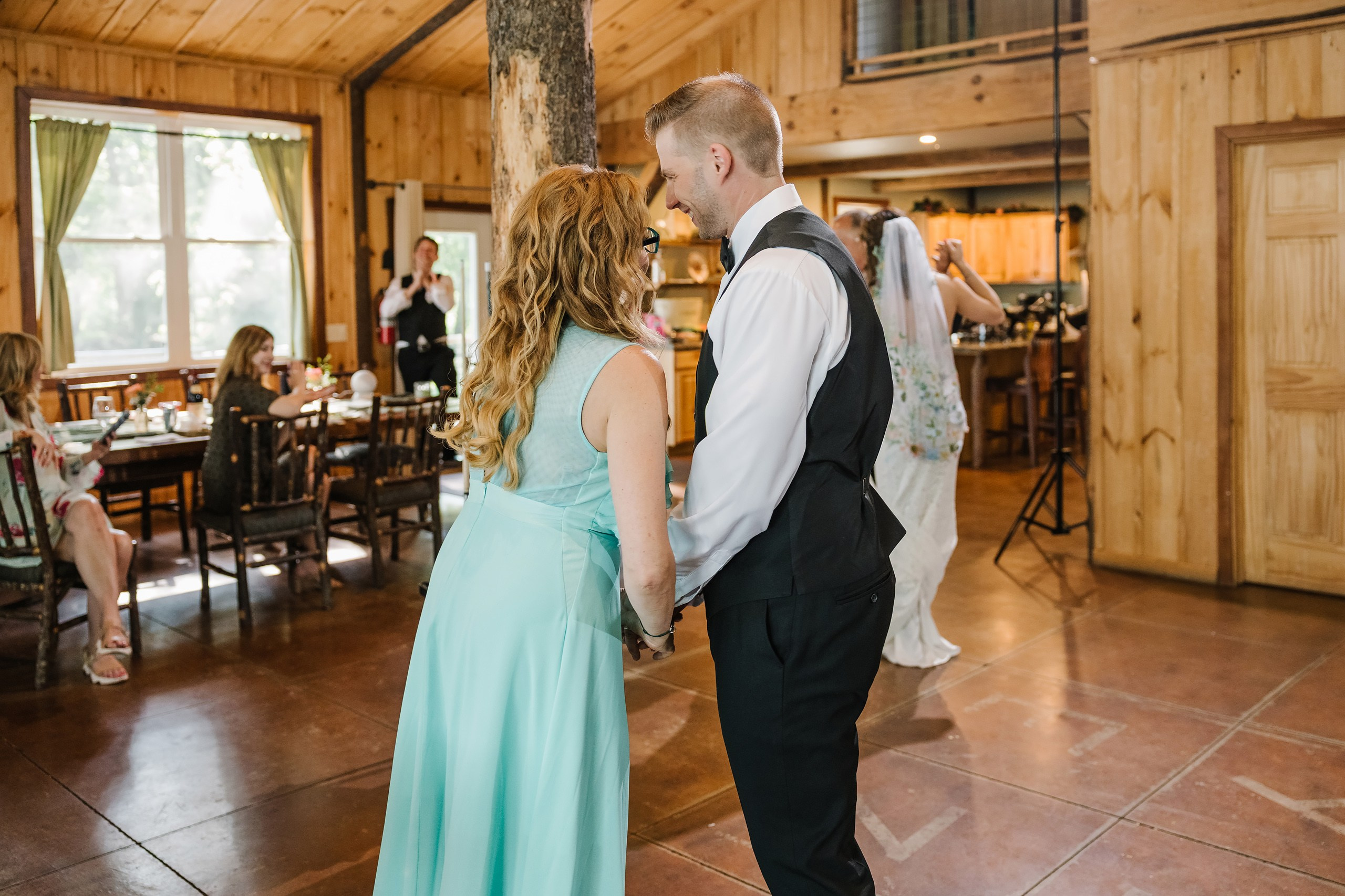 07.12.2025 Wedding. Wedding family event photographer in Chicago Nick Yushevich