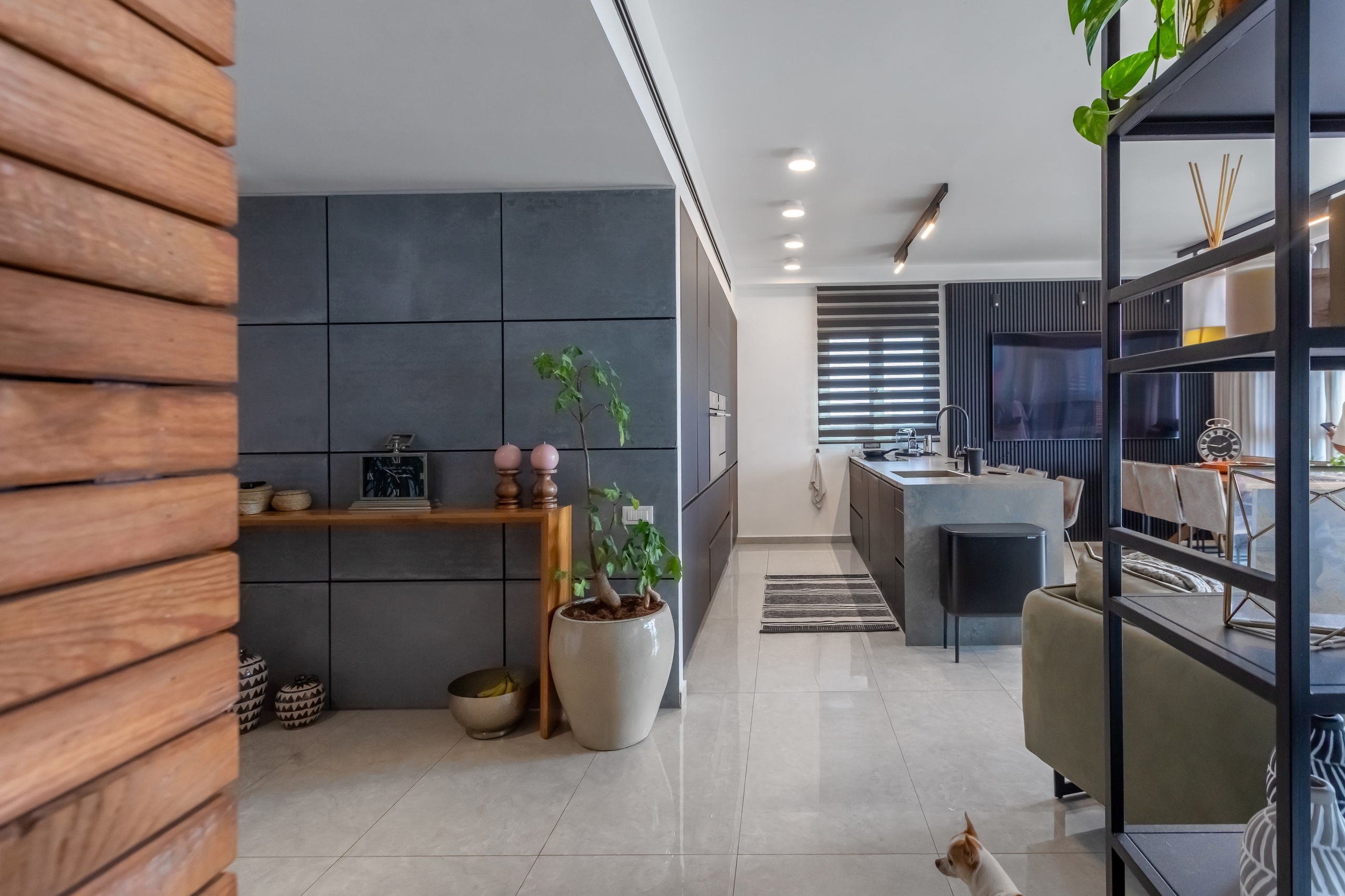 Photographer of property interiors in Israel for Booking and Airbnb