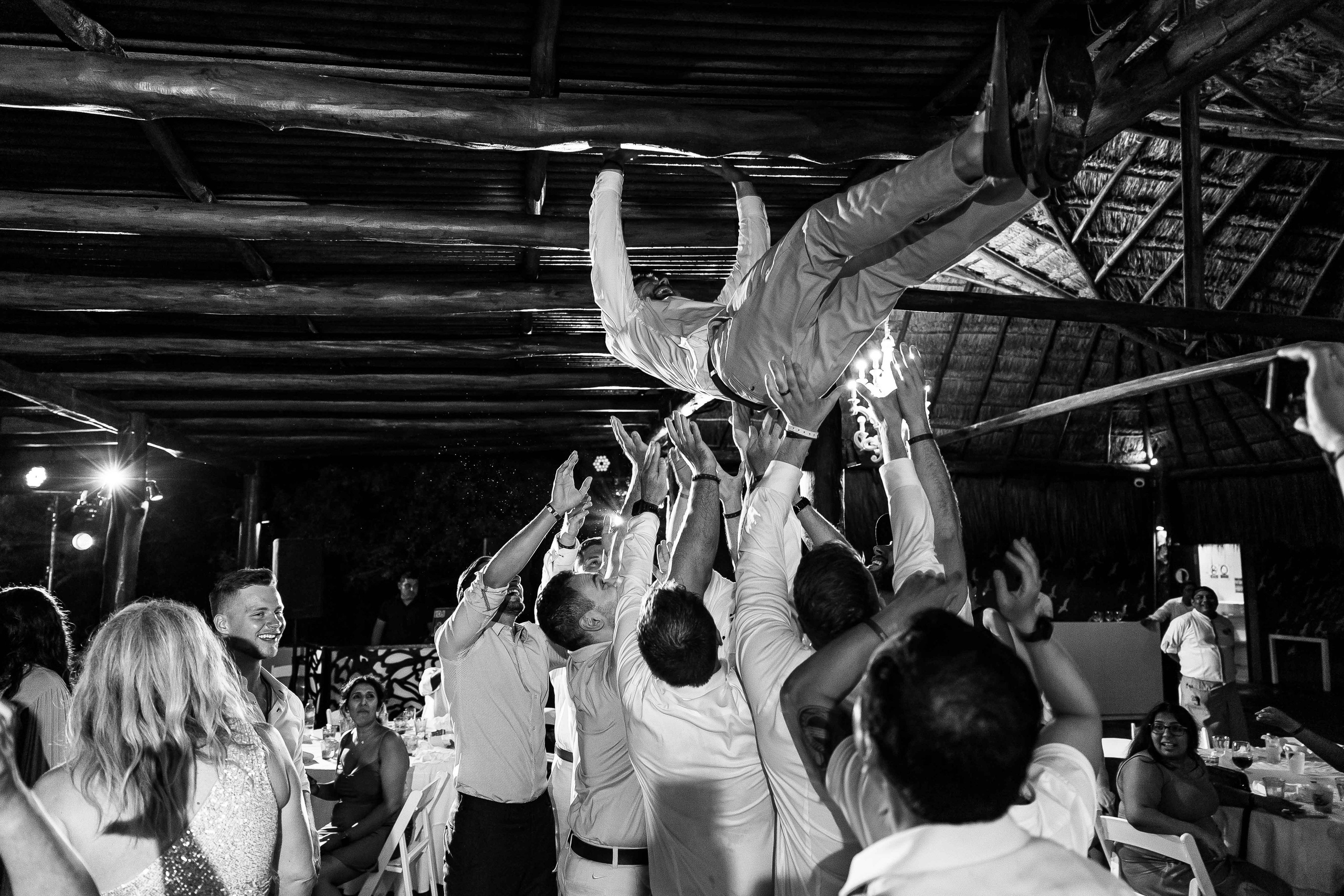 Martin&Tamara (Mexico). Wedding Photographer in Winnipeg — Cinematic & Timeless by Vitiuk Photography