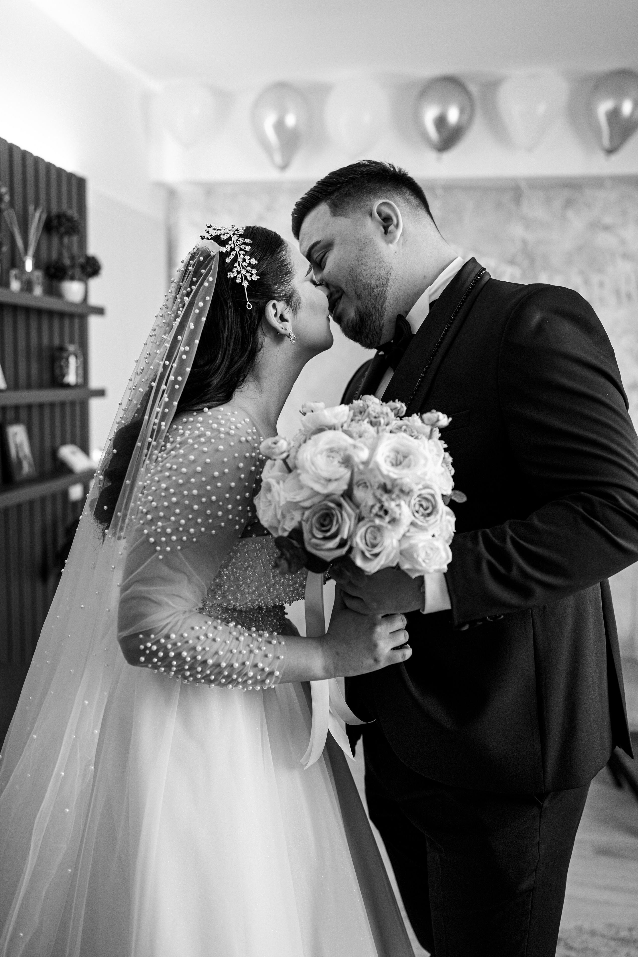 Nuntă - Gabriela și Alexandru. ALB — Alexandru-Laurențiu Bîrsan | Fotograf în București