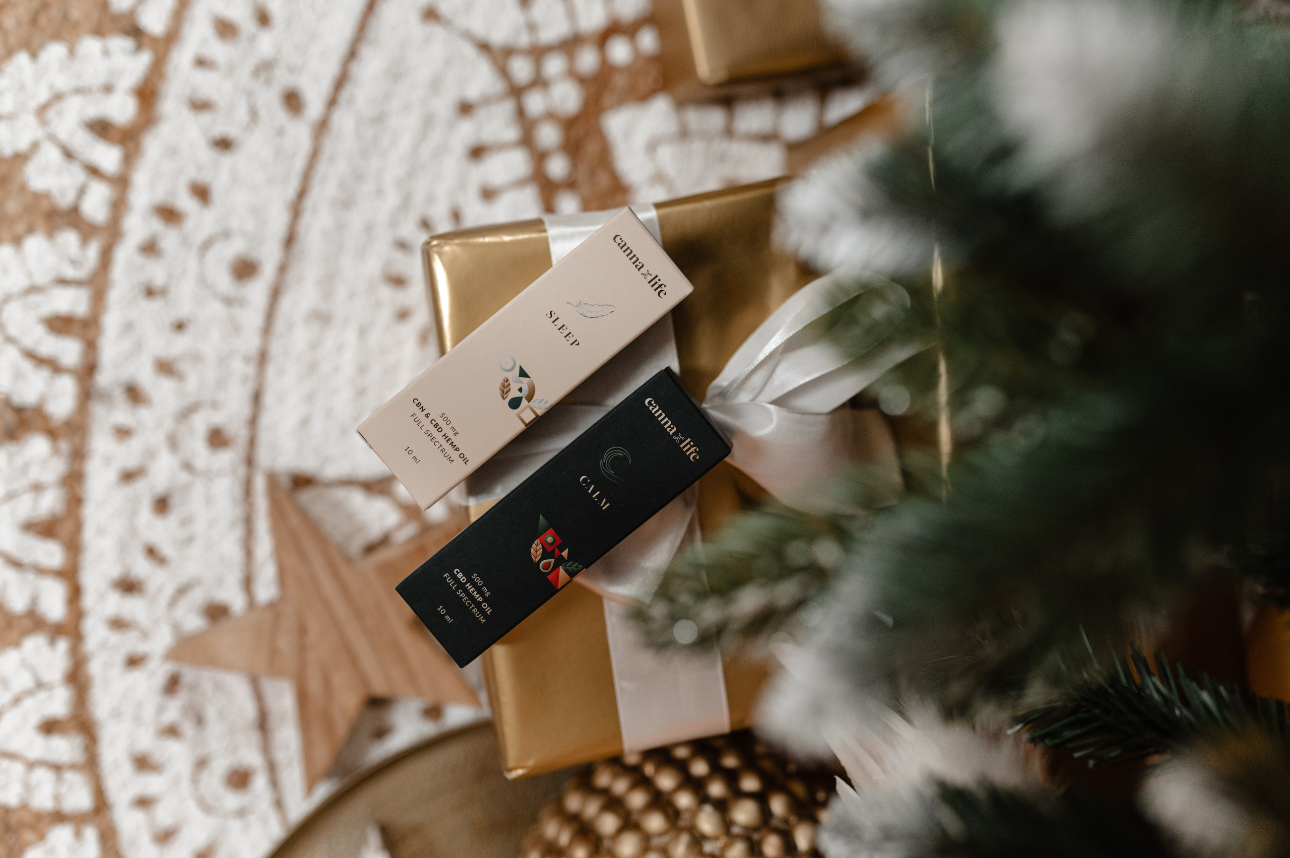 CannaXlife CBD products. ANNA-MARIA PHOTO CONTENT CREATOR — фотограф, эстет, художник и визуальный эксперт в Instagram, работающий в Праге