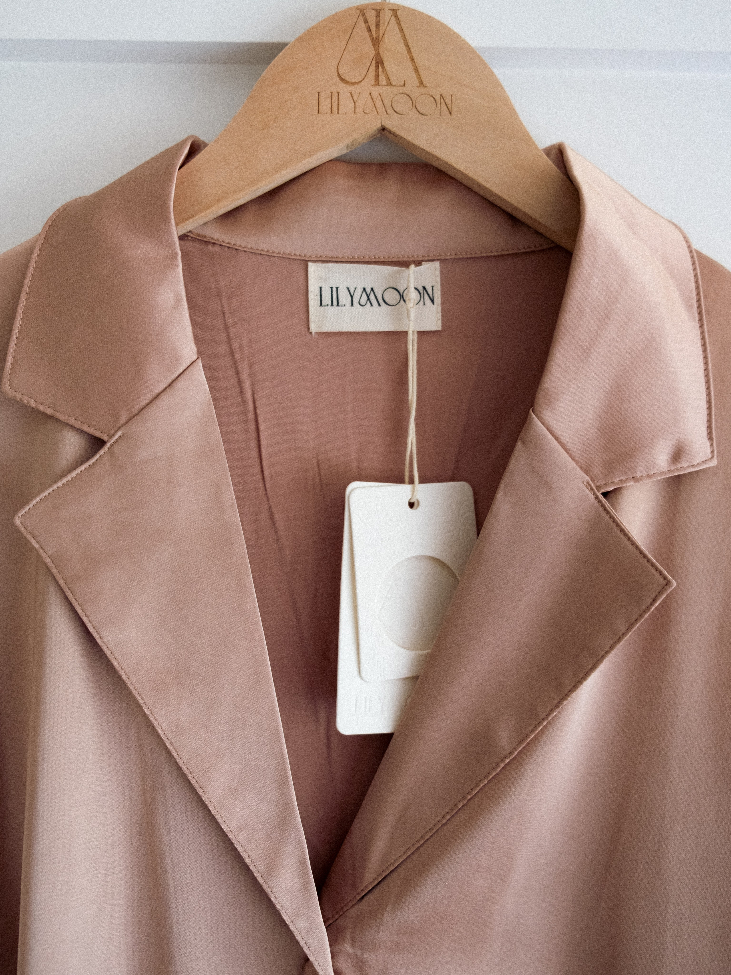 Brand. LilyMoon. Alforlove.com