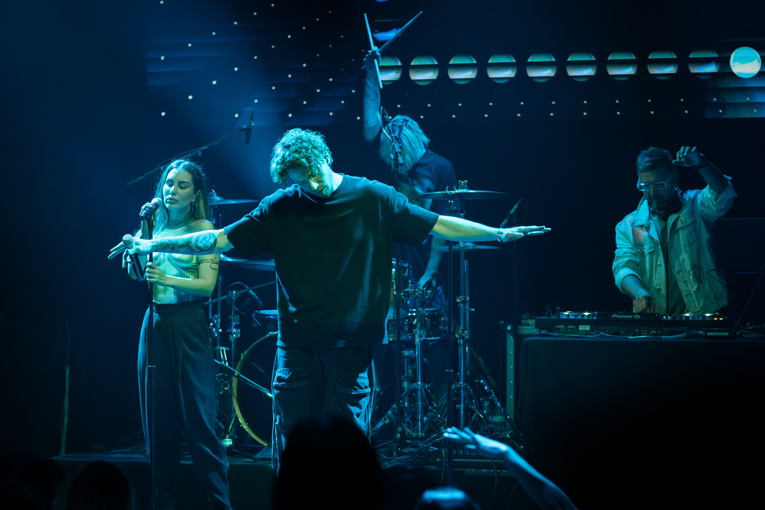 NIKITA PRESNYAKOV. Reportage concert portrait photography in the San Francisco Bay Area