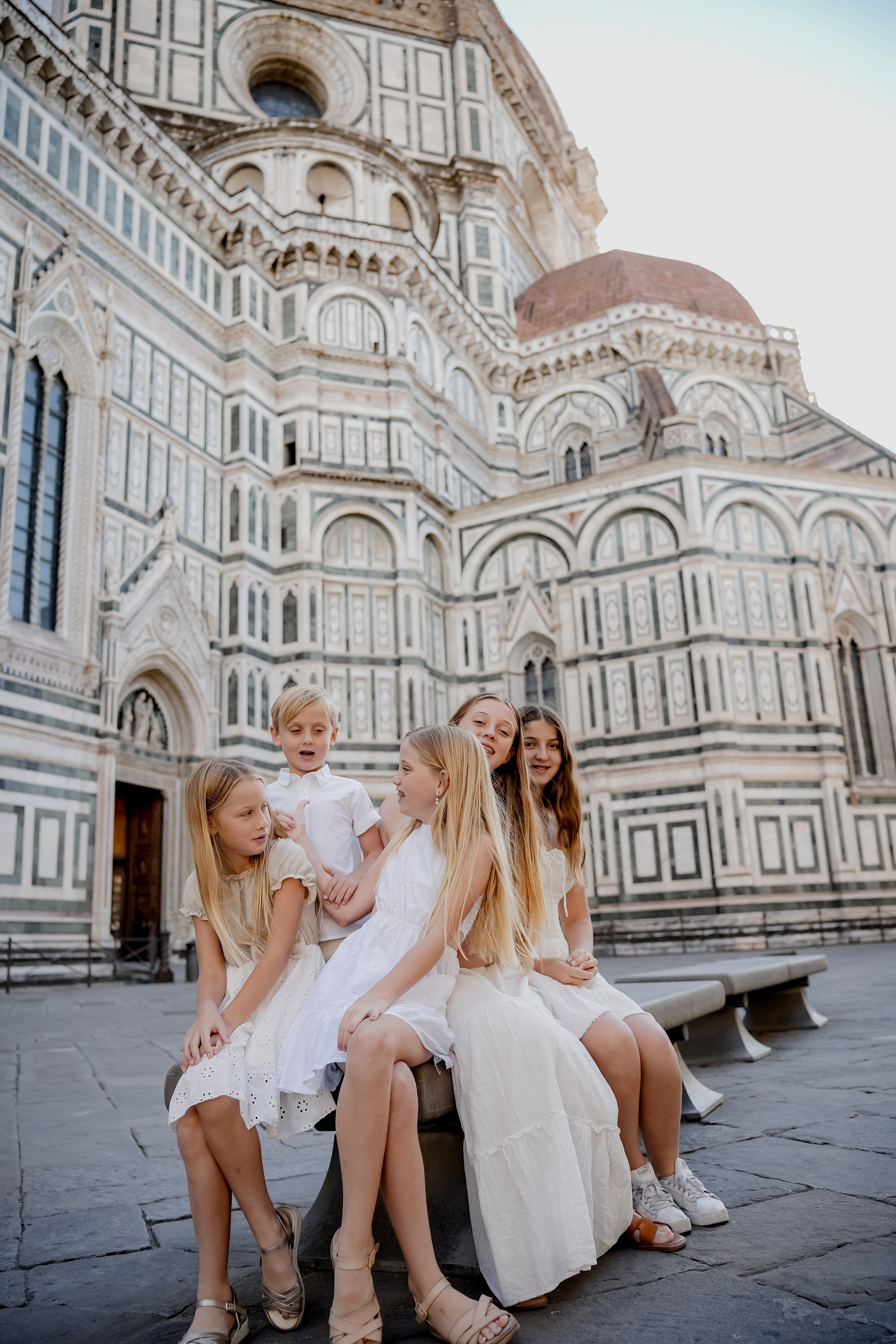 Stella & Family. Wedding Photographer in Italy