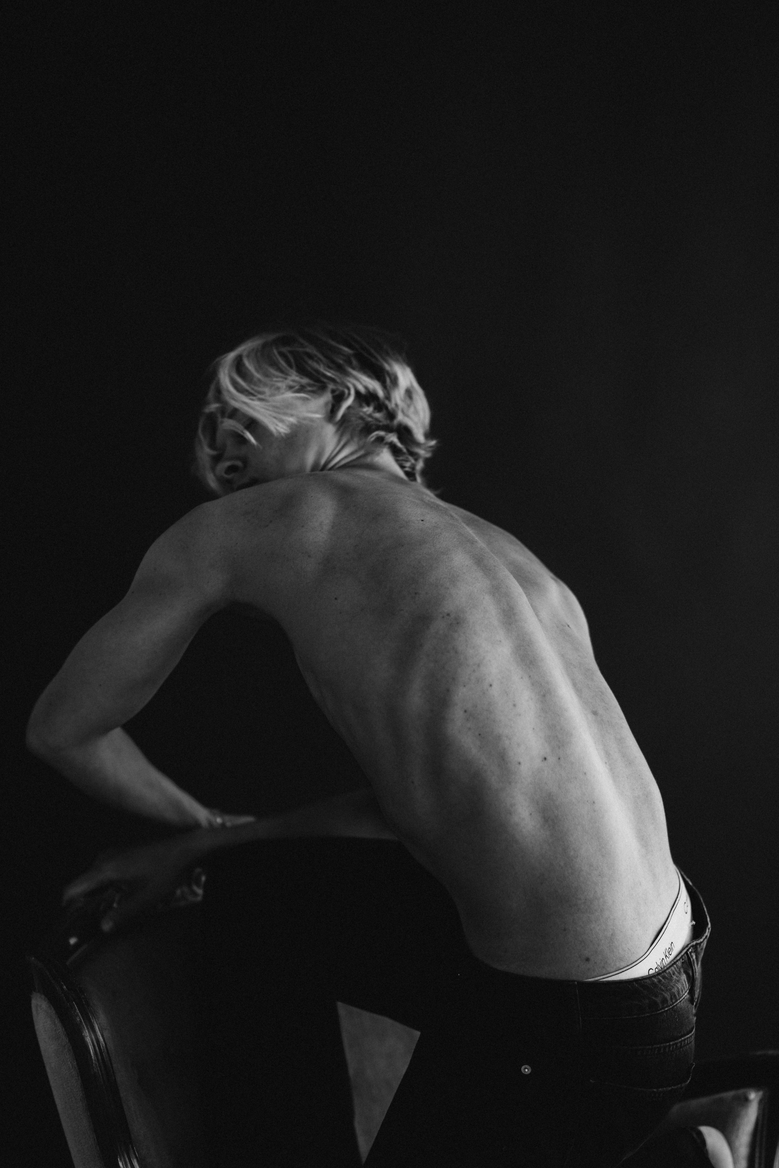 DANCERS. Victoria Olonen – Cinematic Portrait Artist | Helsinki & Europe