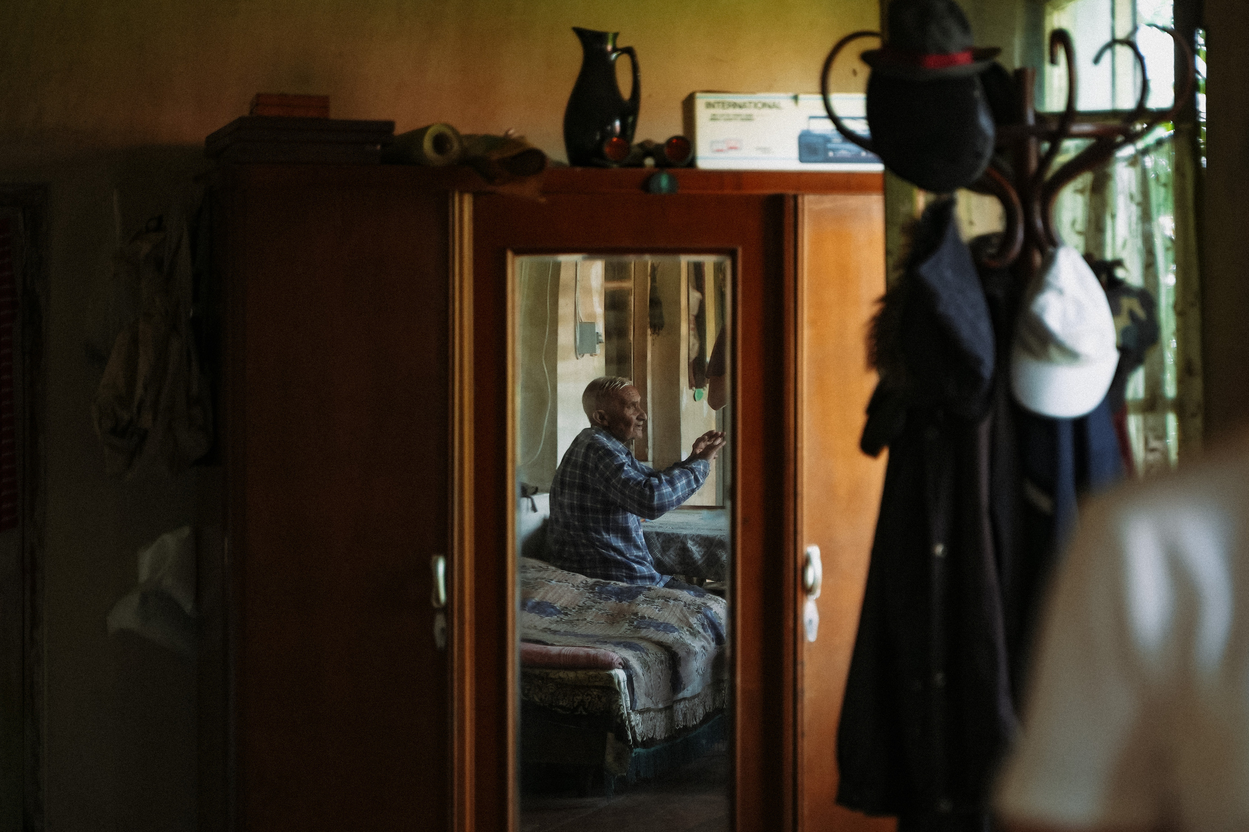 ЕРЕВАН. Стрит-фотография, полная абсурда, идиотизма и красоты