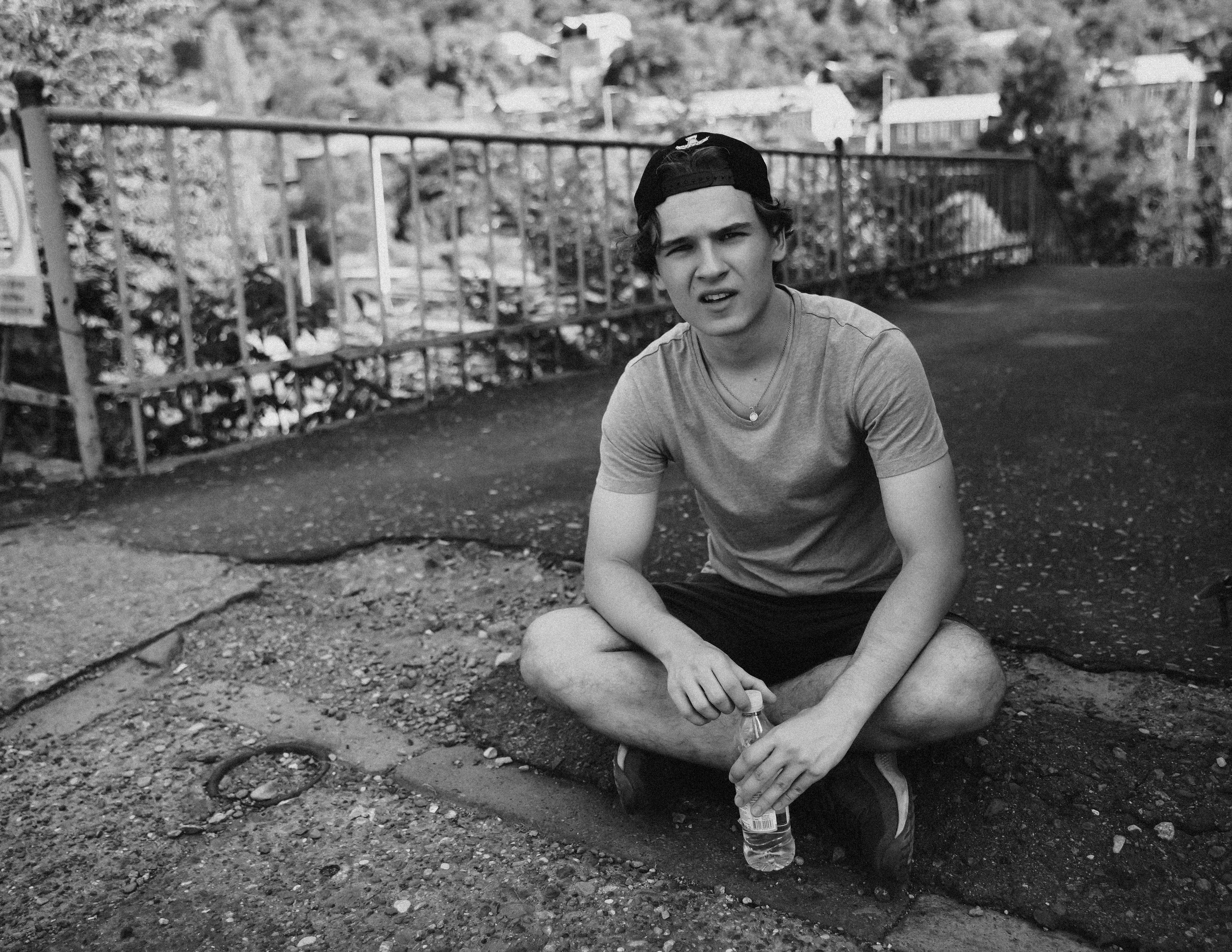 ЕРЕВАН. Стрит-фотография, полная абсурда, идиотизма и красоты