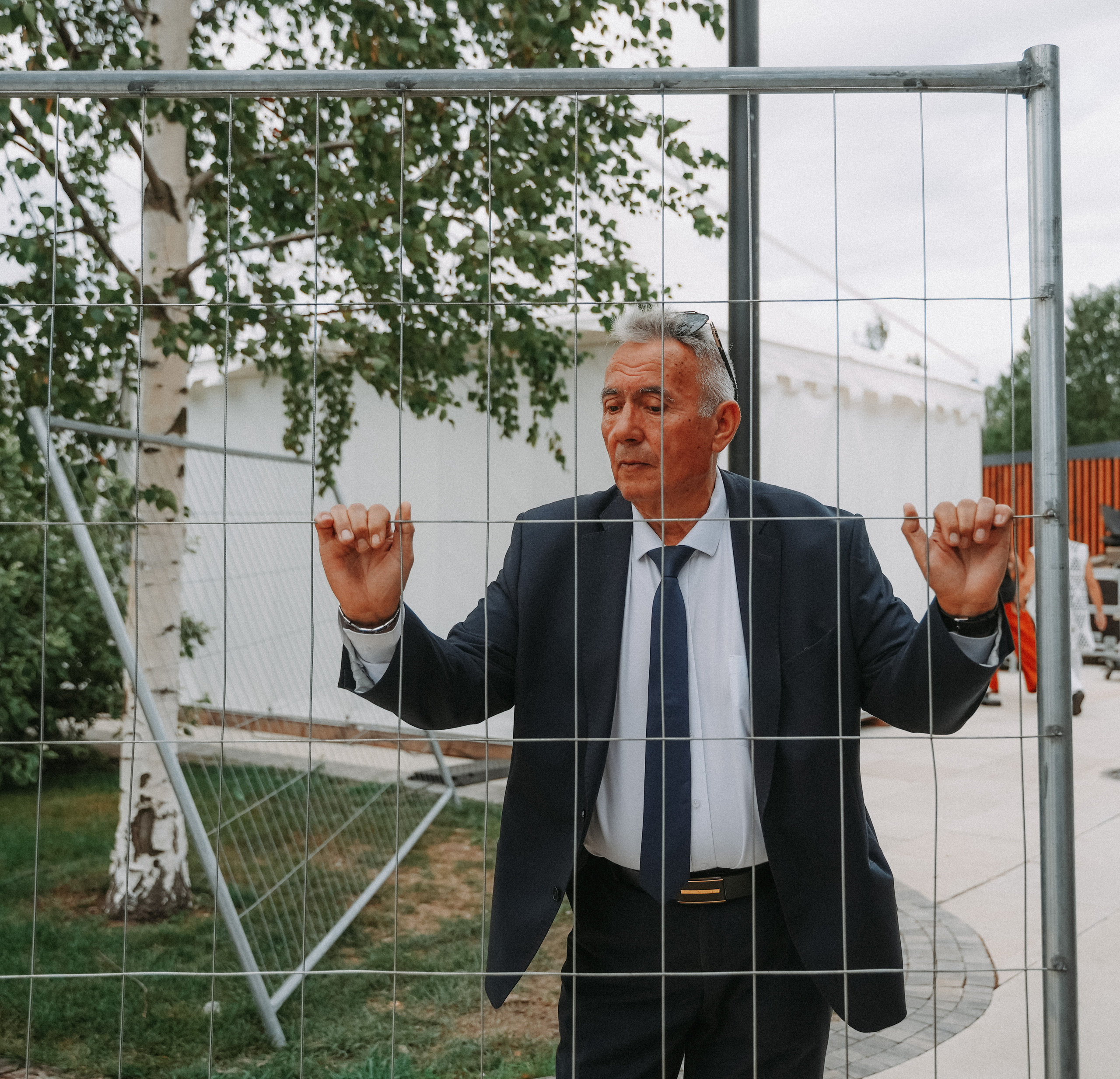 2023. Стрит-фотография, полная абсурда, идиотизма и красоты