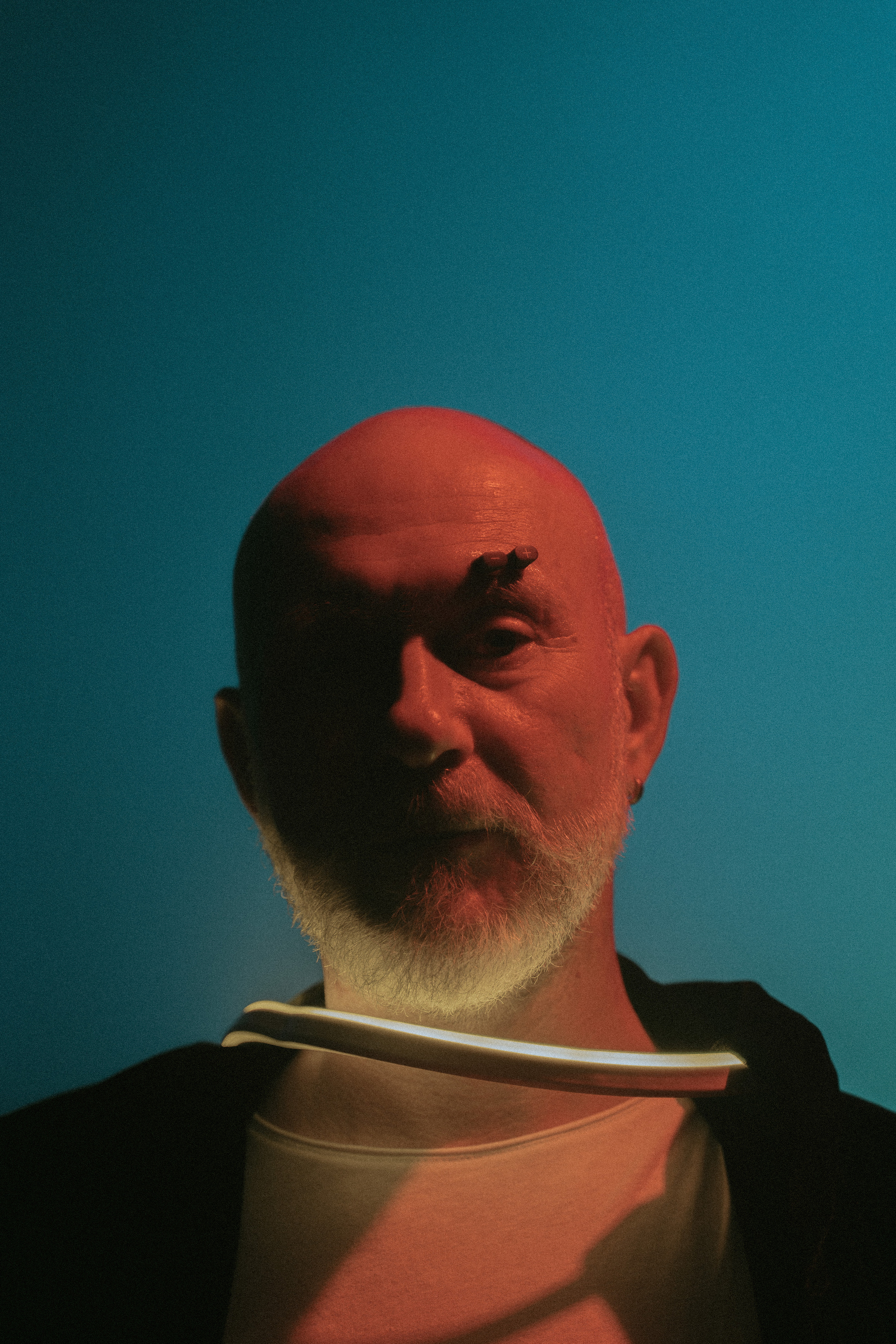 ПЕЛЕВИН РЕГЕНЕРАЦИЯ. Стрит-фотография, полная абсурда, идиотизма и красоты