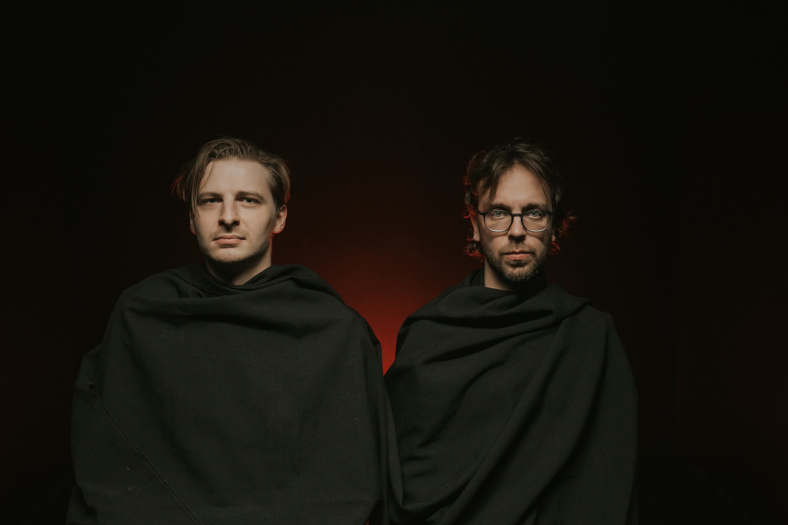 САМОЙЛОВОЙ. Стрит-фотография, полная абсурда, идиотизма и красоты