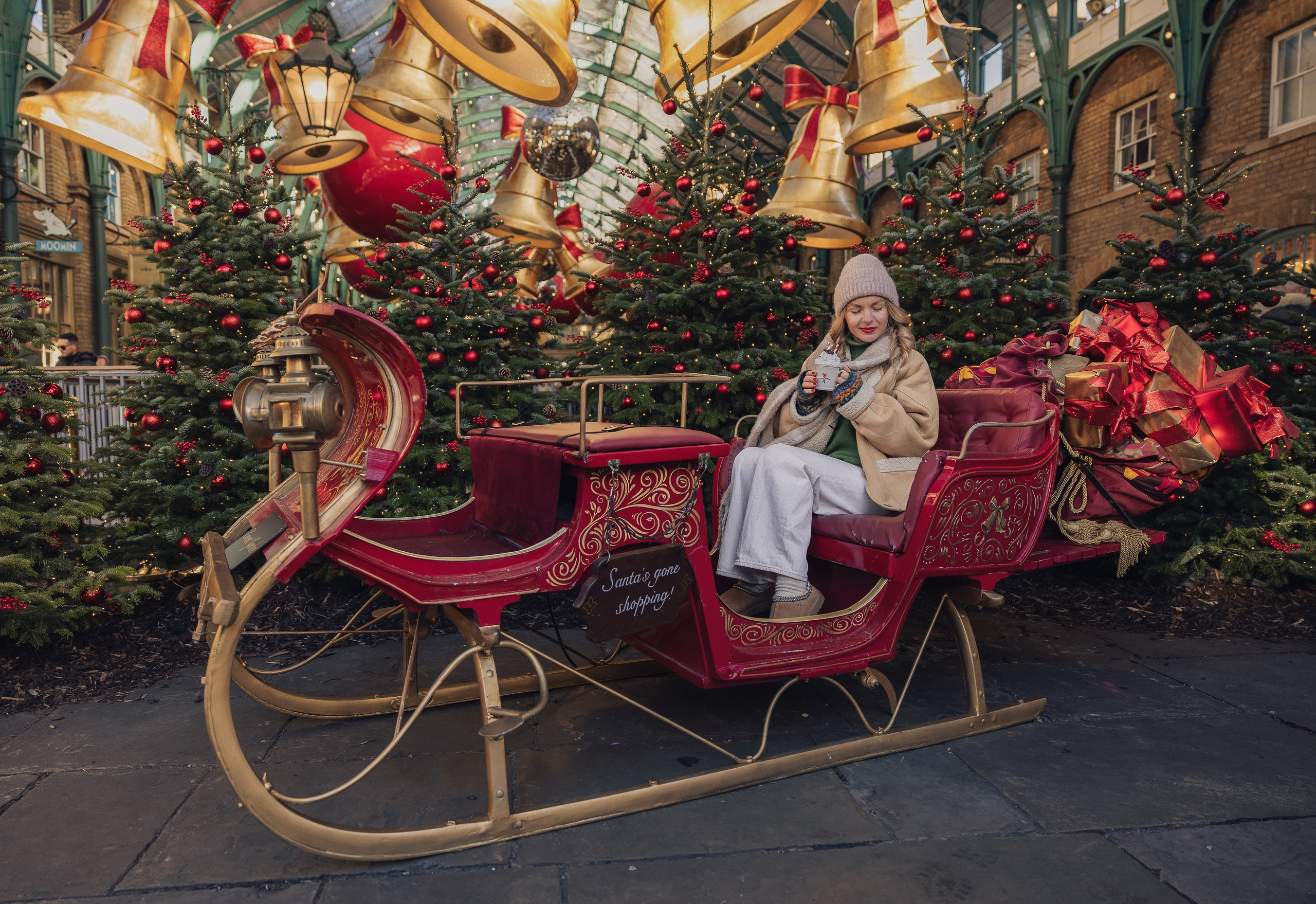 Portraits. PHOTOGRAPHER IN LONDON