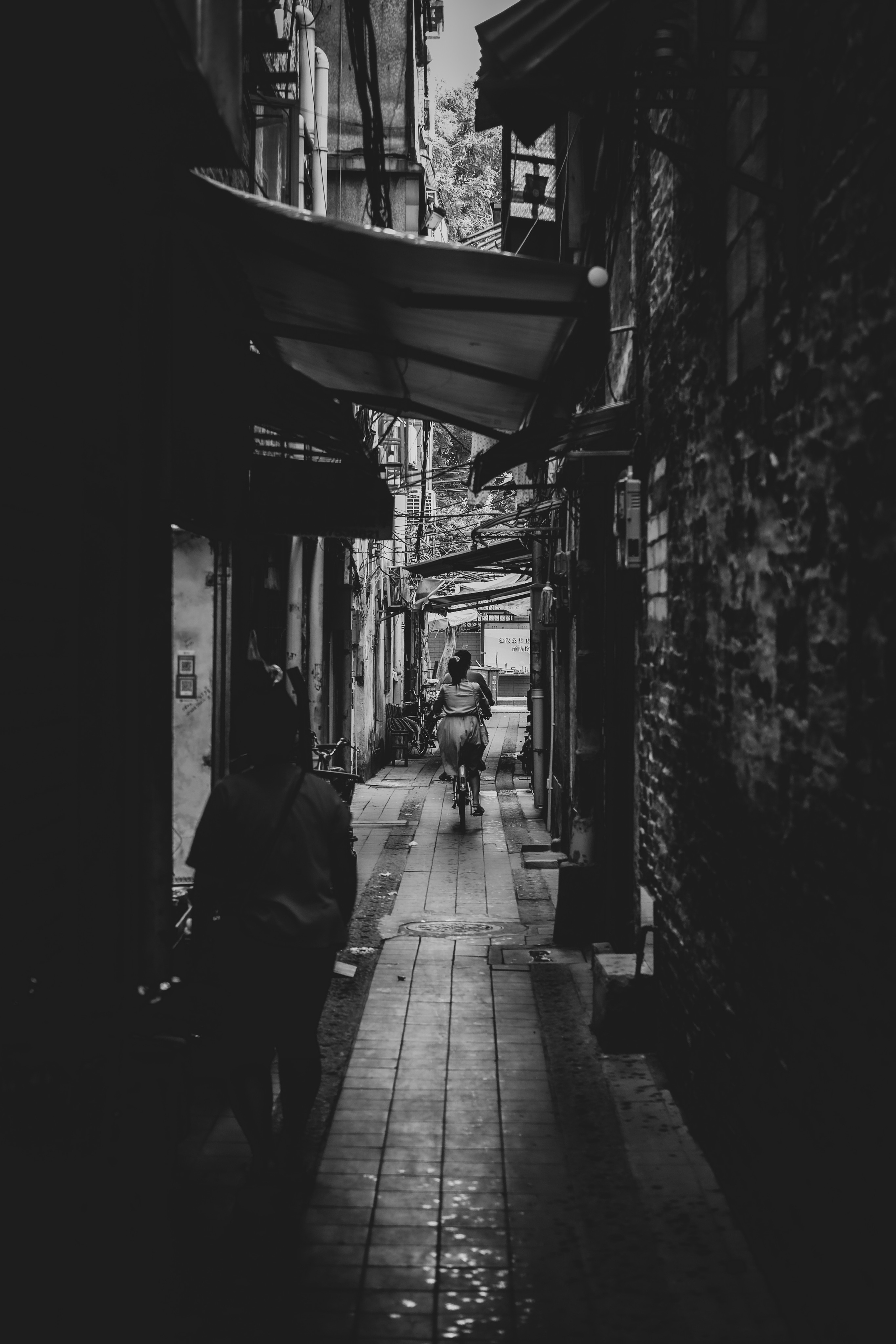 黑白照片 | China Town Guangzhou City | Guangzhou in Black and White Photography | China 