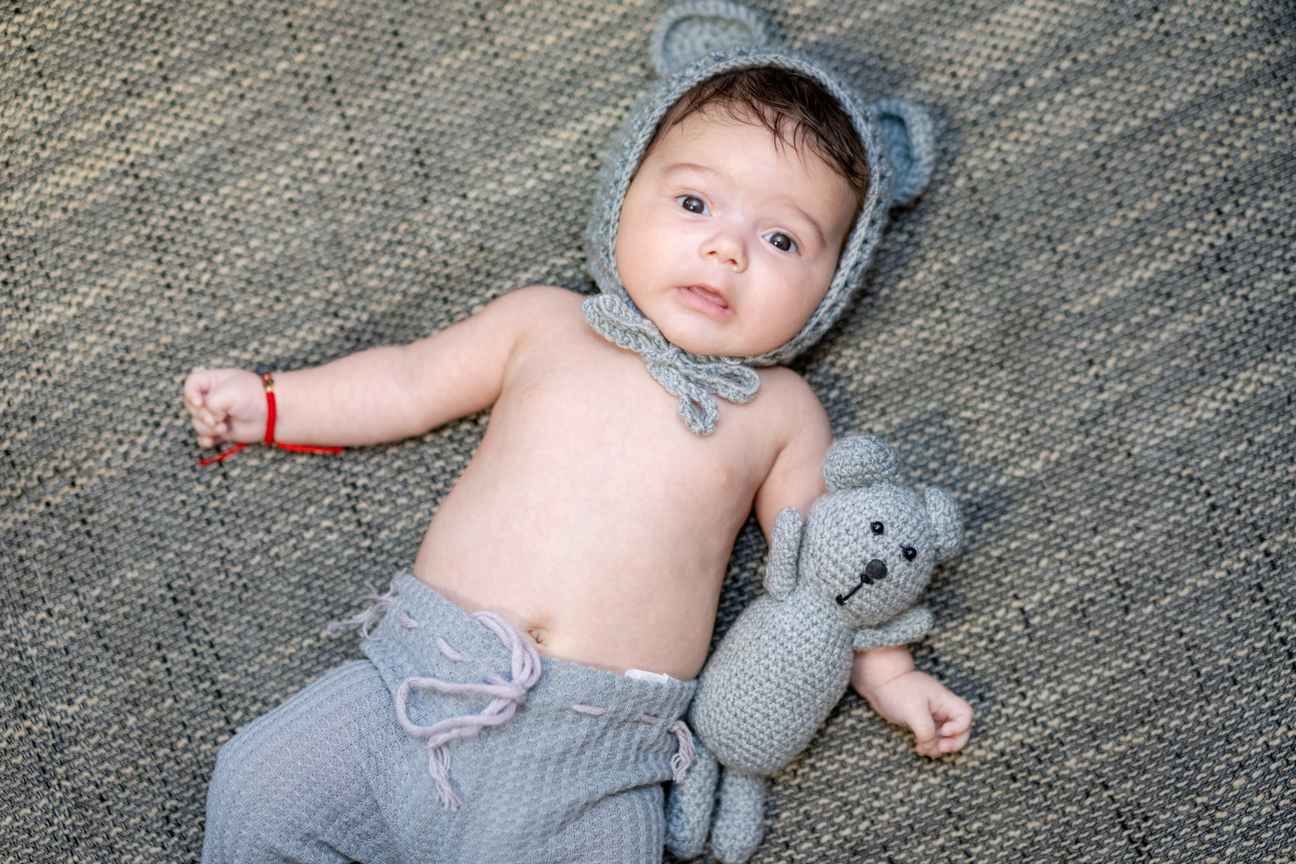 Andrei Sebastian. Moments By Gub