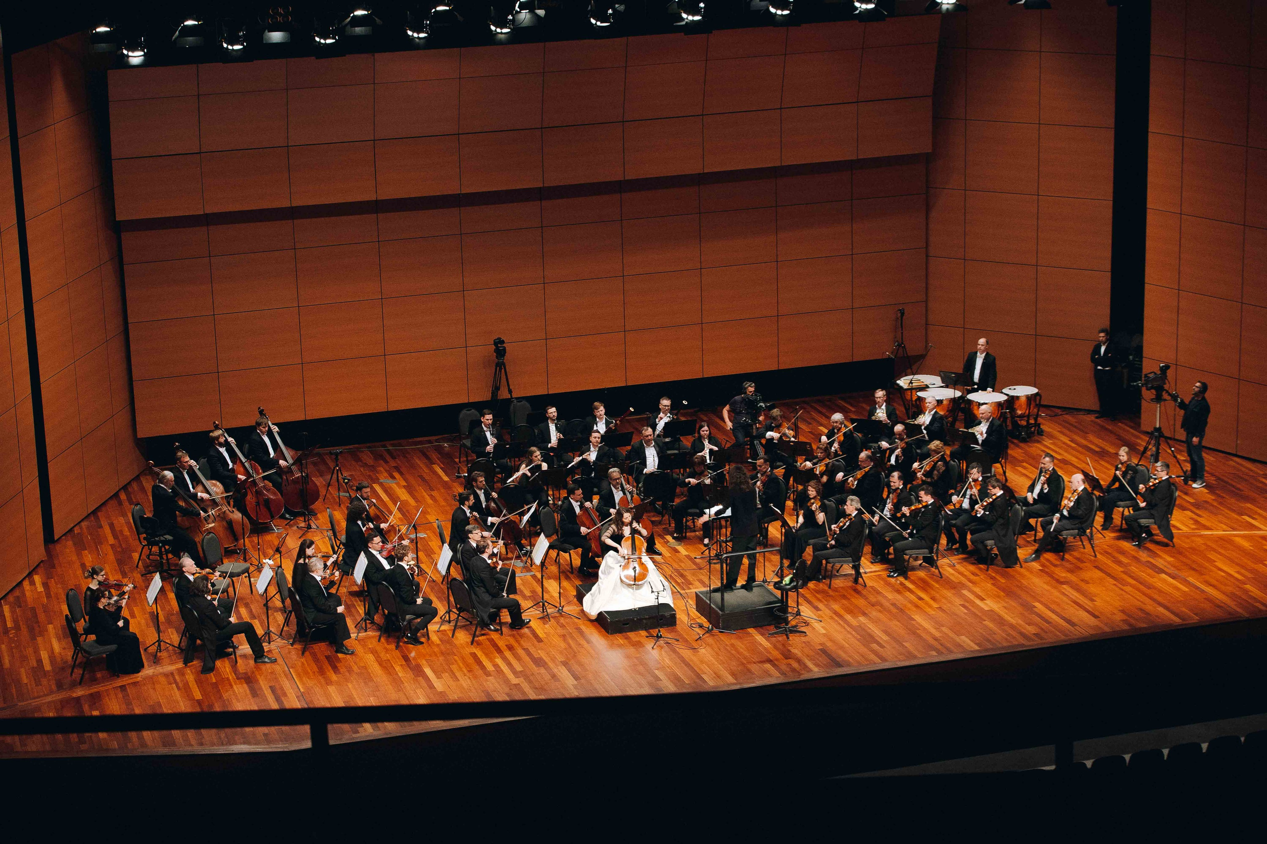 The Tchaikovsky Academic Grand Symphony Orchestra in Istanbul. Wedding&Event photographer Ismail Rzayev in Baku