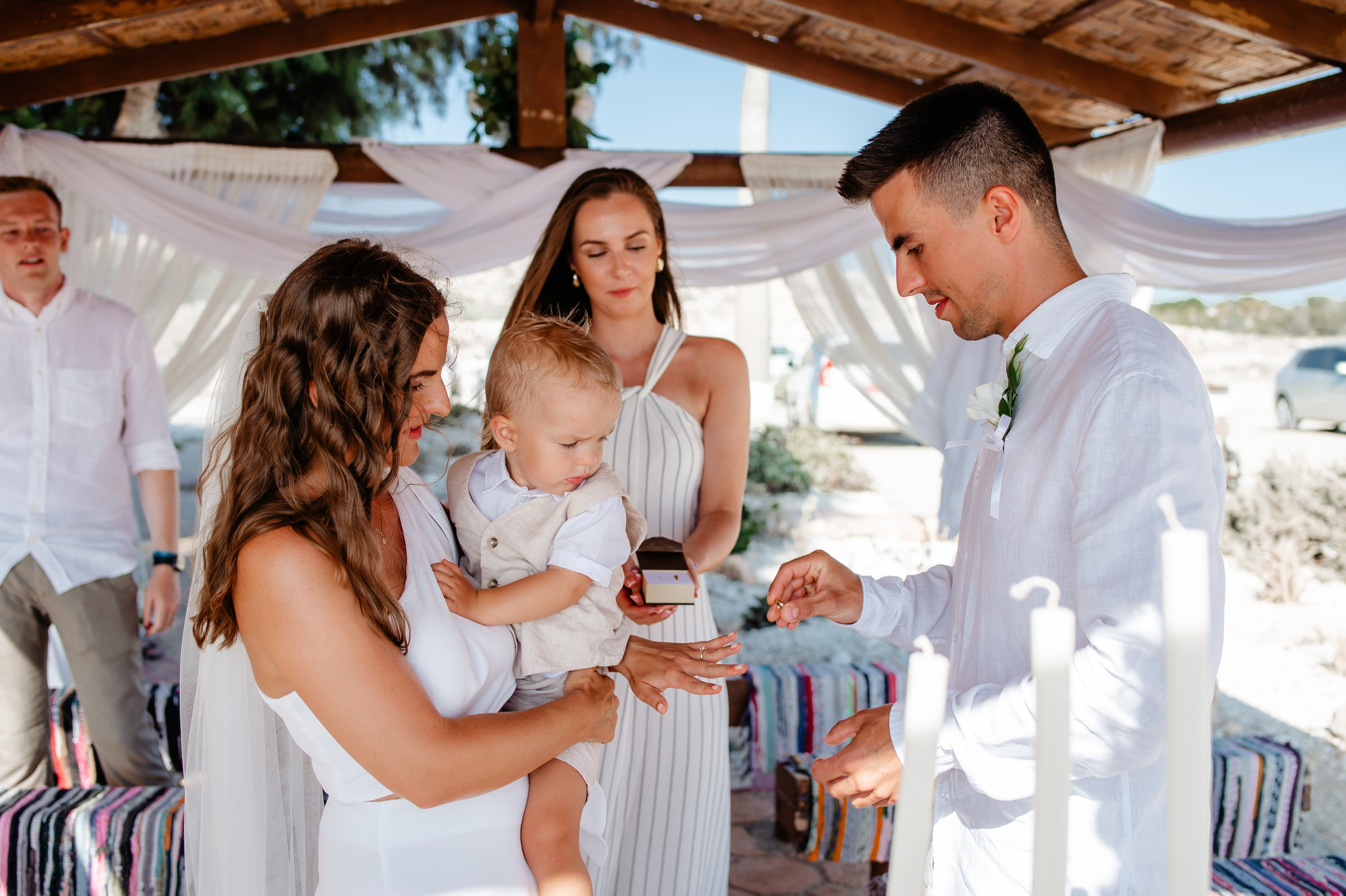 Beach ceremony. AdrianOltean.wfolio.pro