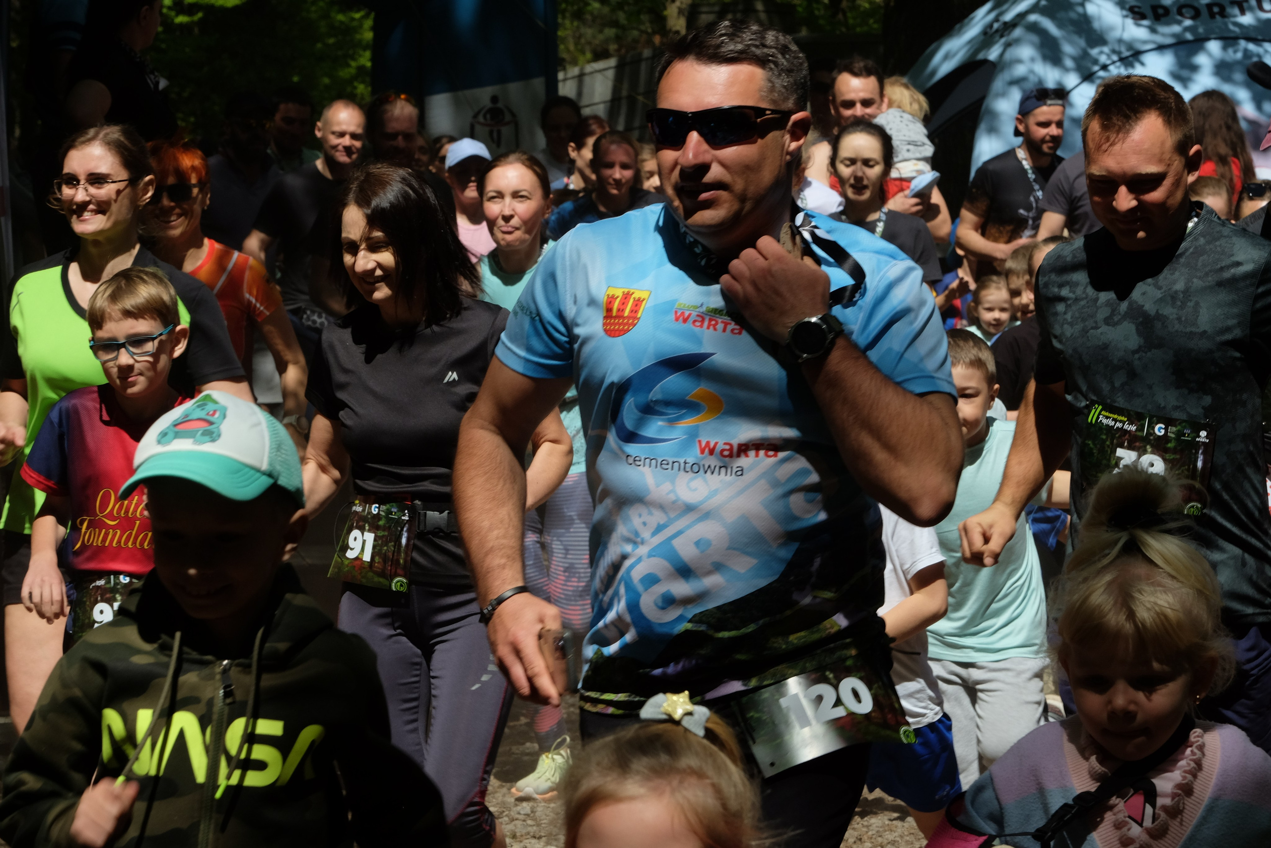 Aleksandryjska Piątka po lesie. Main