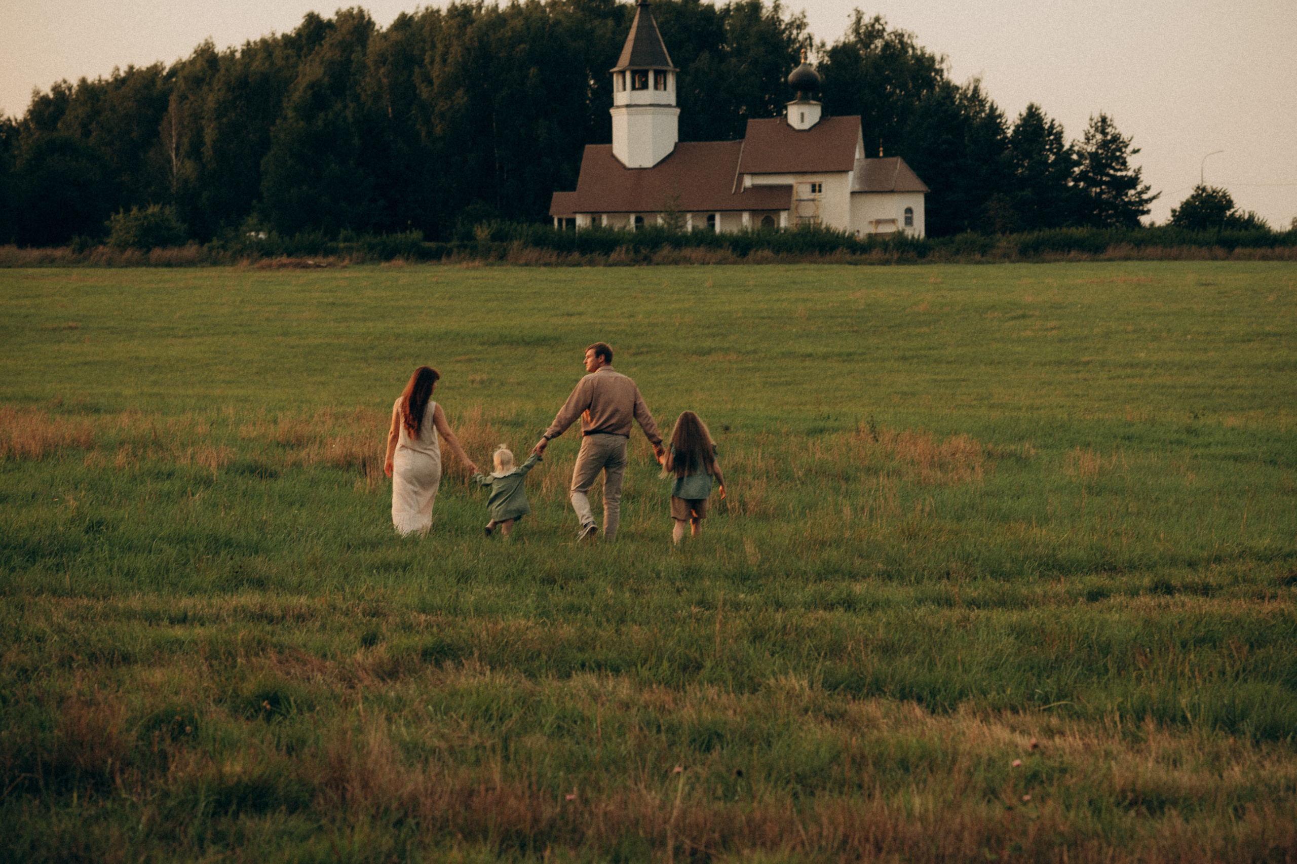 Candid family photoshoot outdoors. Wedding & Family photographer in County Donegal and Dublin, Ireland