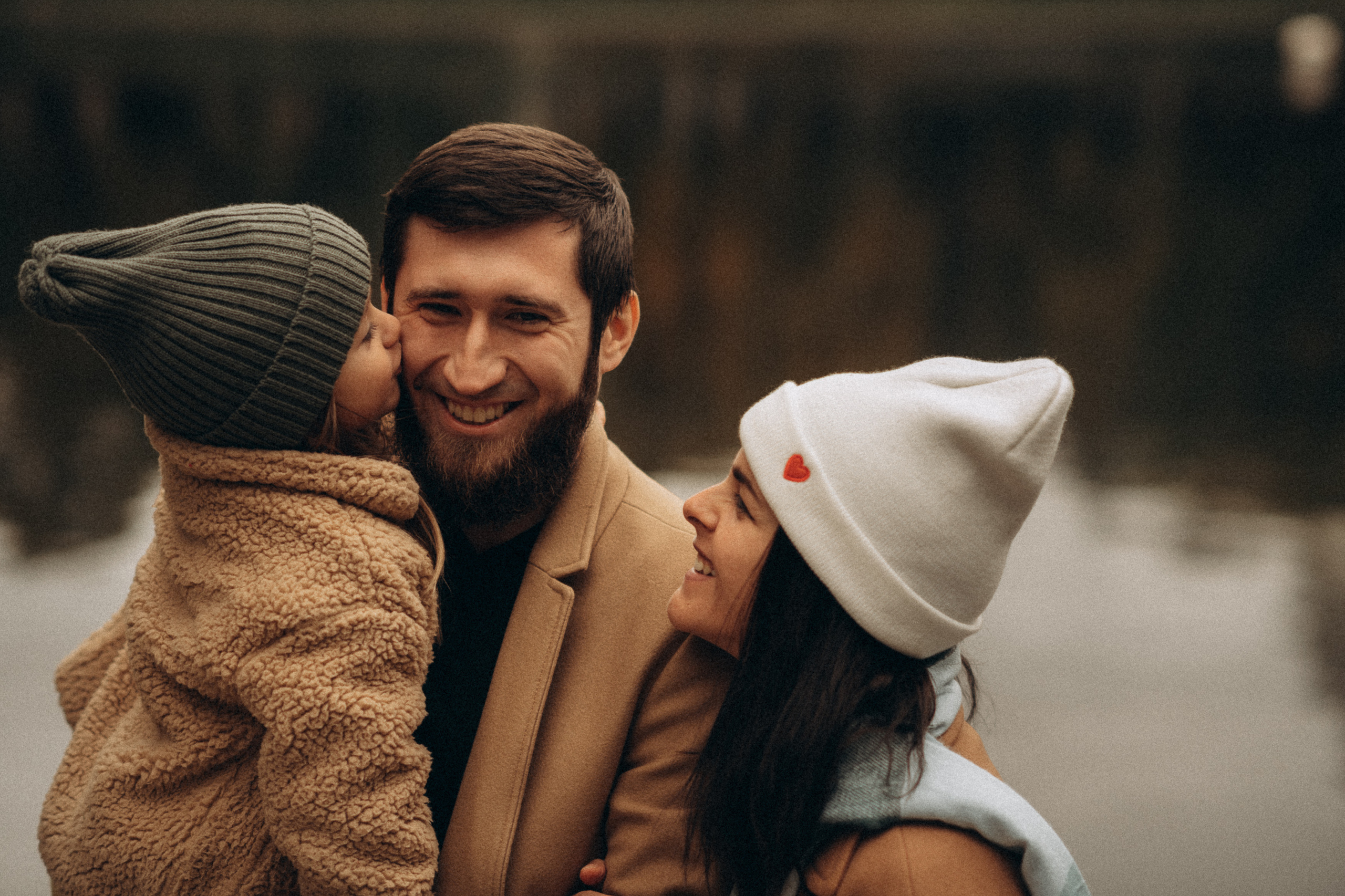 Family walk. Wedding & Family photographer in County Donegal and Dublin, Ireland
