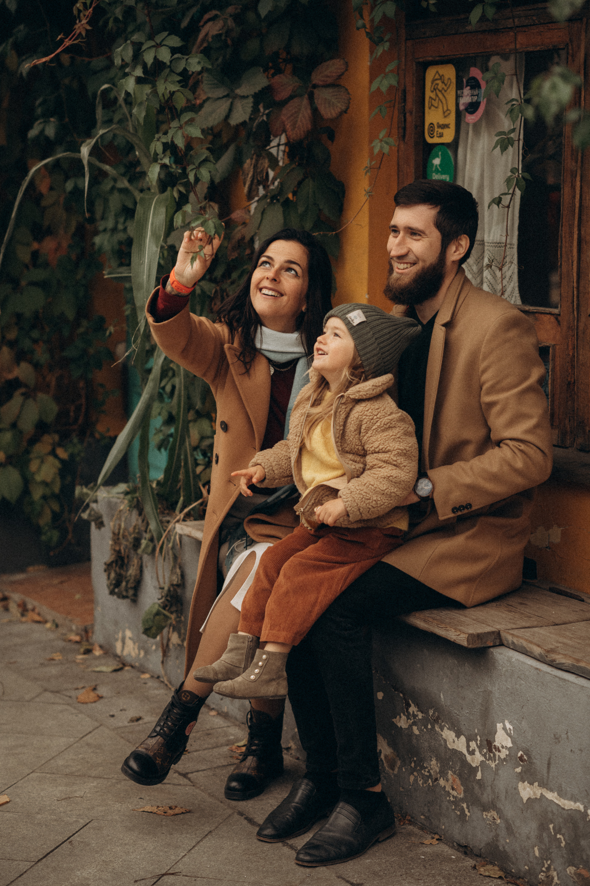 Family walk. Wedding & Family photographer in County Donegal and Dublin, Ireland