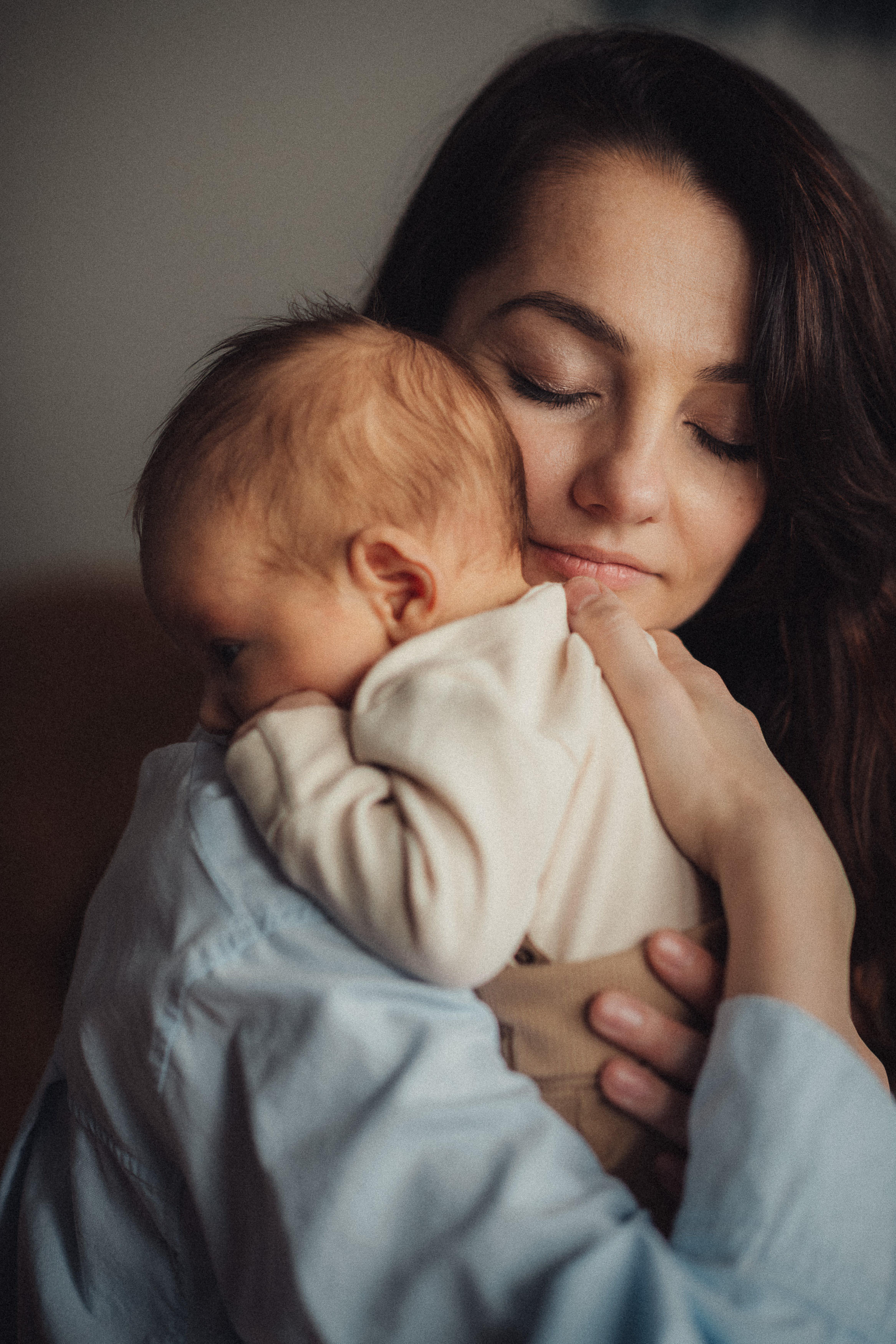 Mother’s love. Wedding & Family photographer in County Donegal and Dublin, Ireland