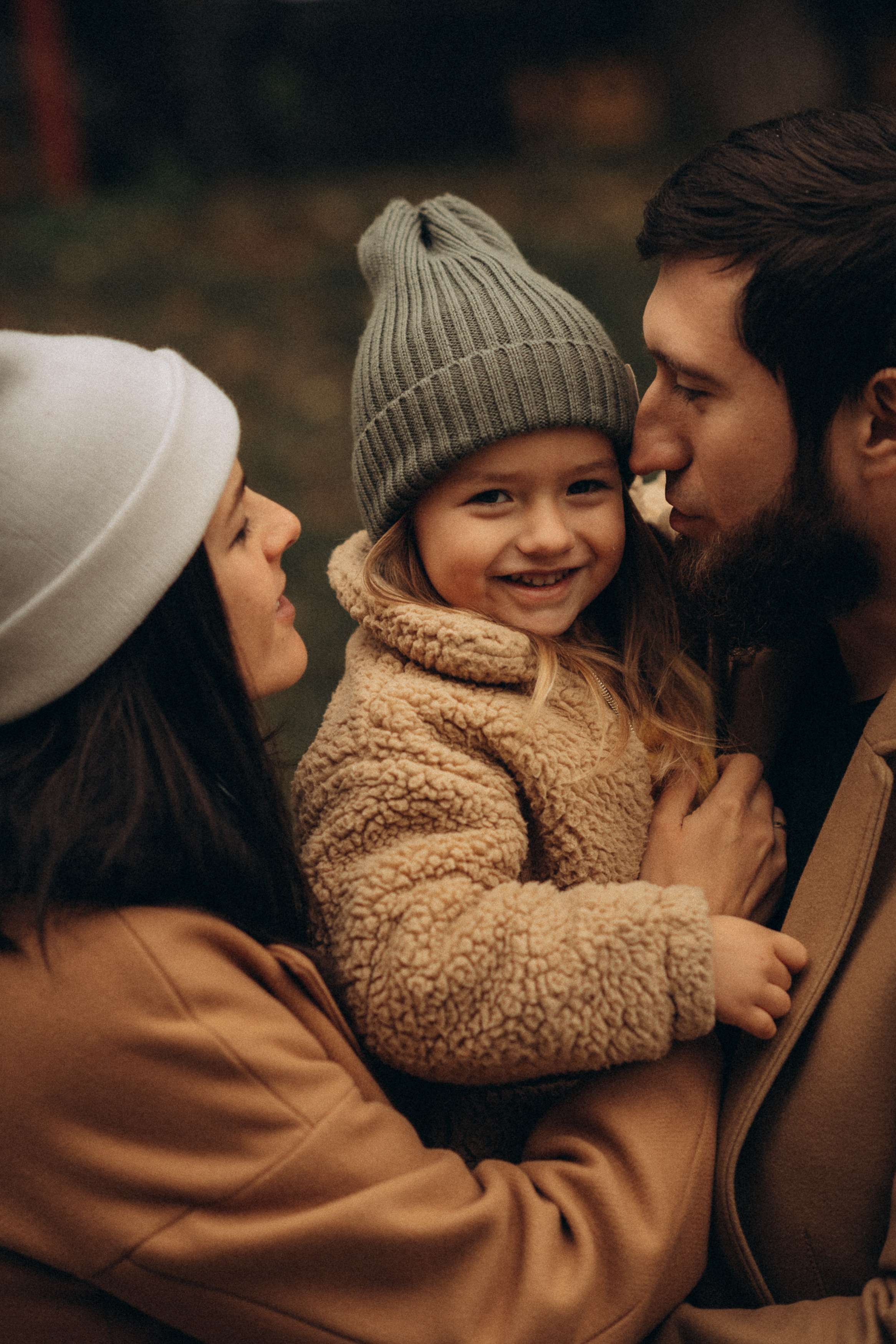 Family walk. Wedding & Family photographer in County Donegal and Dublin, Ireland
