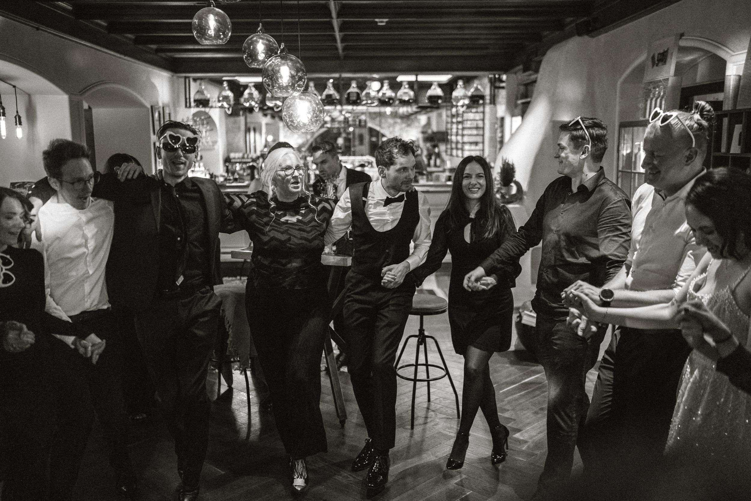 Winter Wedding Film in Bad Hofgastein — Hotel Sendlhofer’s, Austrian Alps. Wedding photographer & videographer in Germany and Frankfurt | Denis Mirosnik