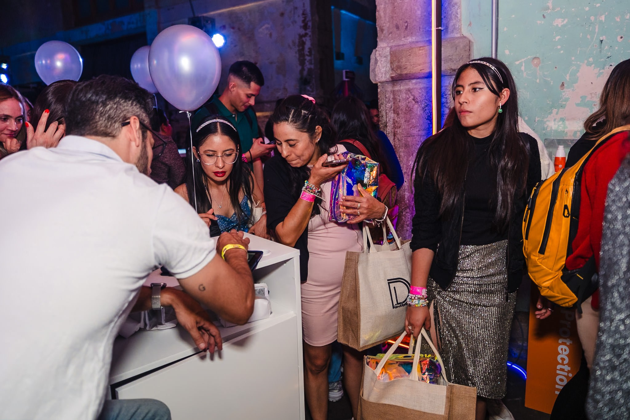 Dermacamp / Chapulin Agency. Wedding and family photographer in Mexico City