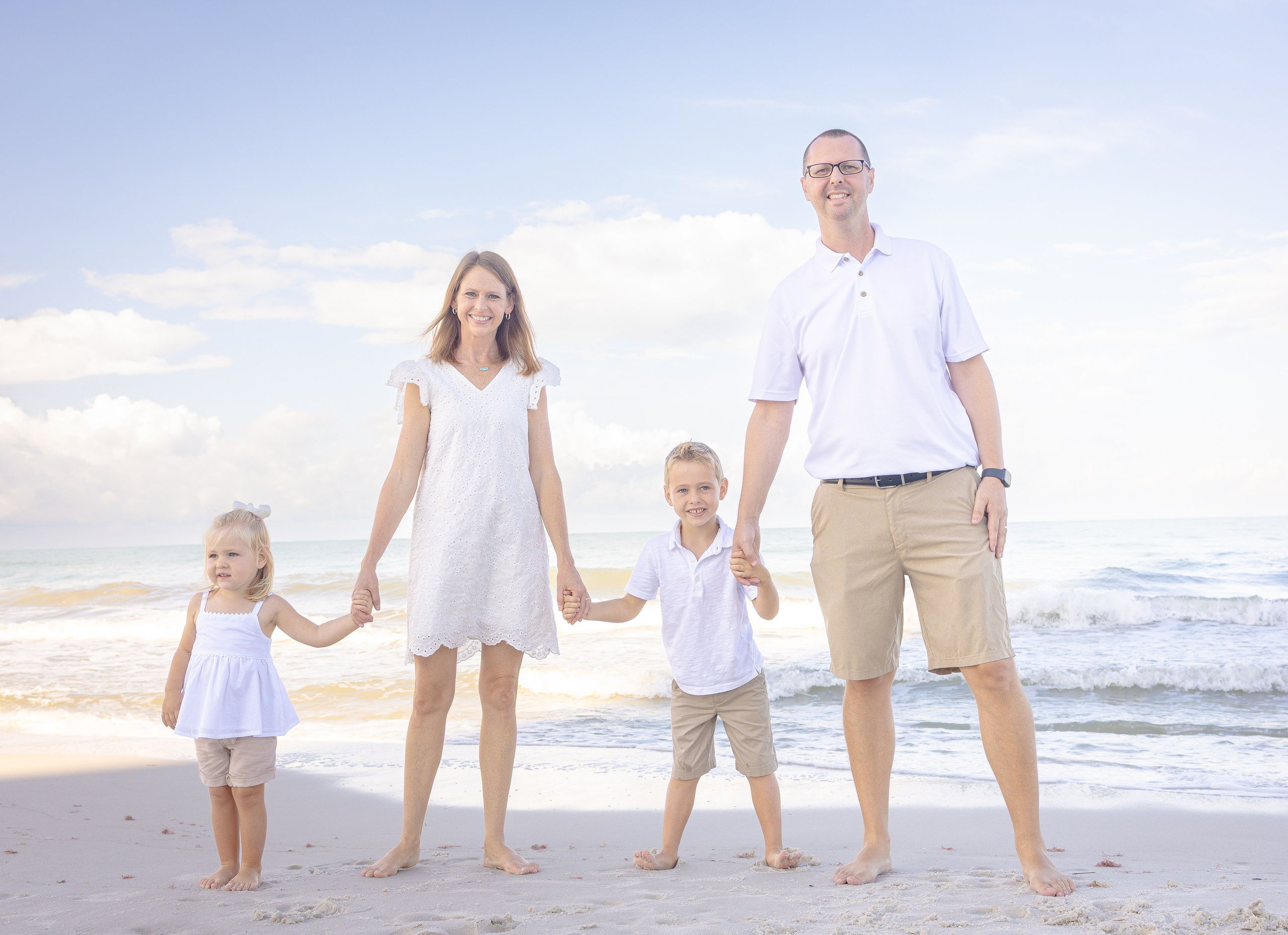 Jon and Brooke Beach Photography 2025. Out and About 239