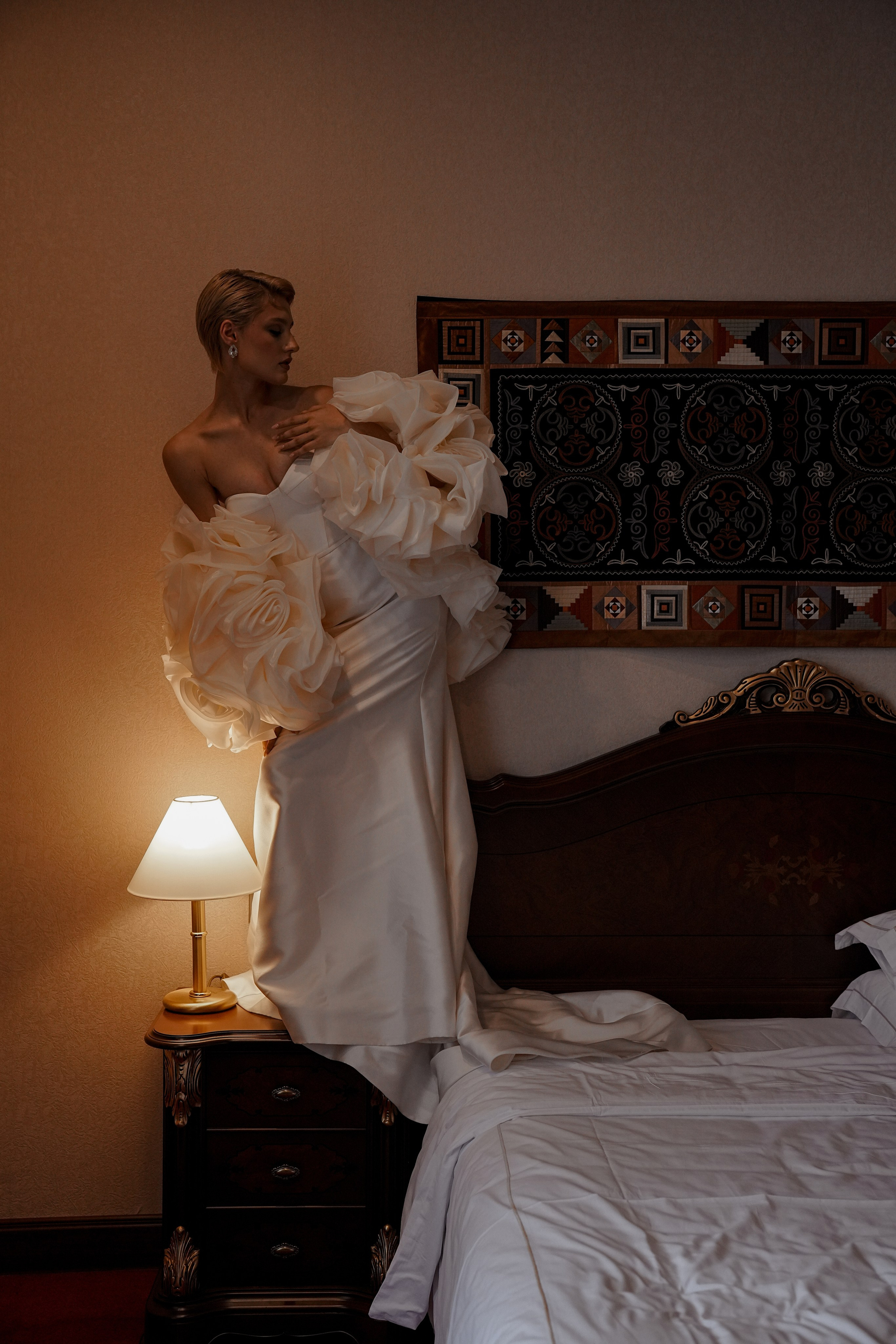 Николь Амир