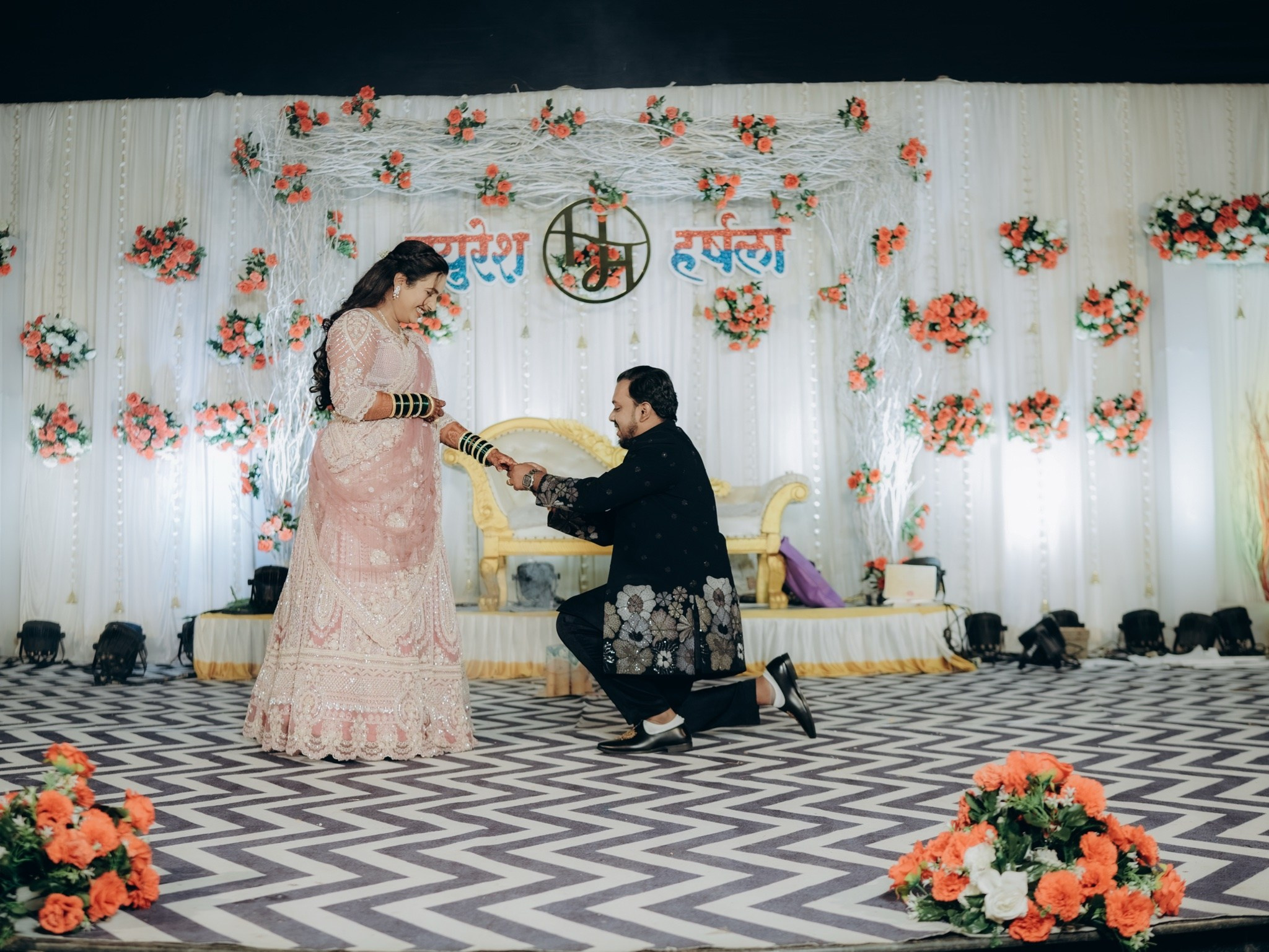 Mayuresh & Harshala. Promise in Pixels — Candid Wedding Photographer & Cinematographer in Mumbai, India