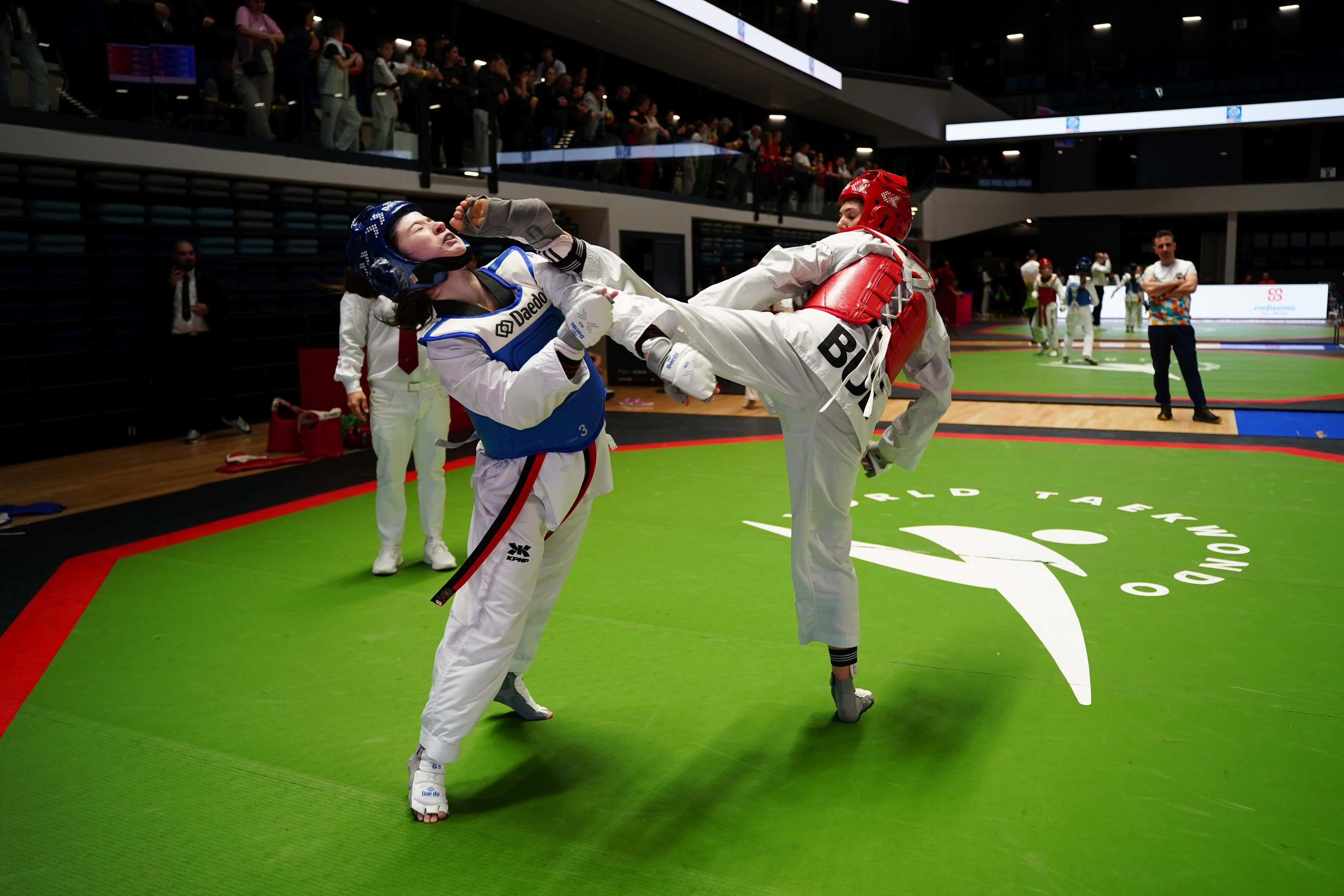 СПОРТНА ФОТОГРАФИЯ: PhotoAdrenaline.com