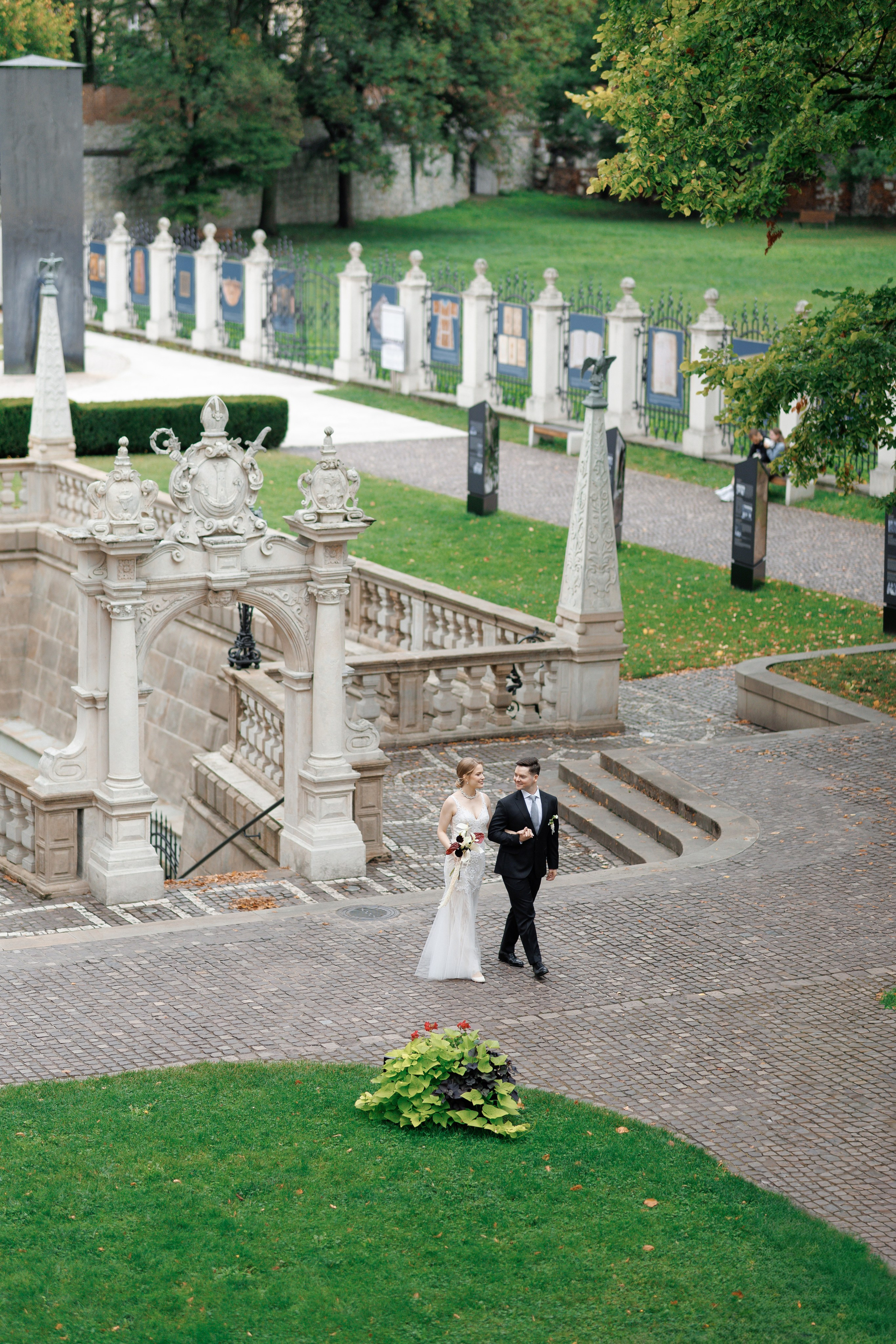 Maria & Jakub. Fotograf ślubny i rodzinny w Krakowie Yana Klymova