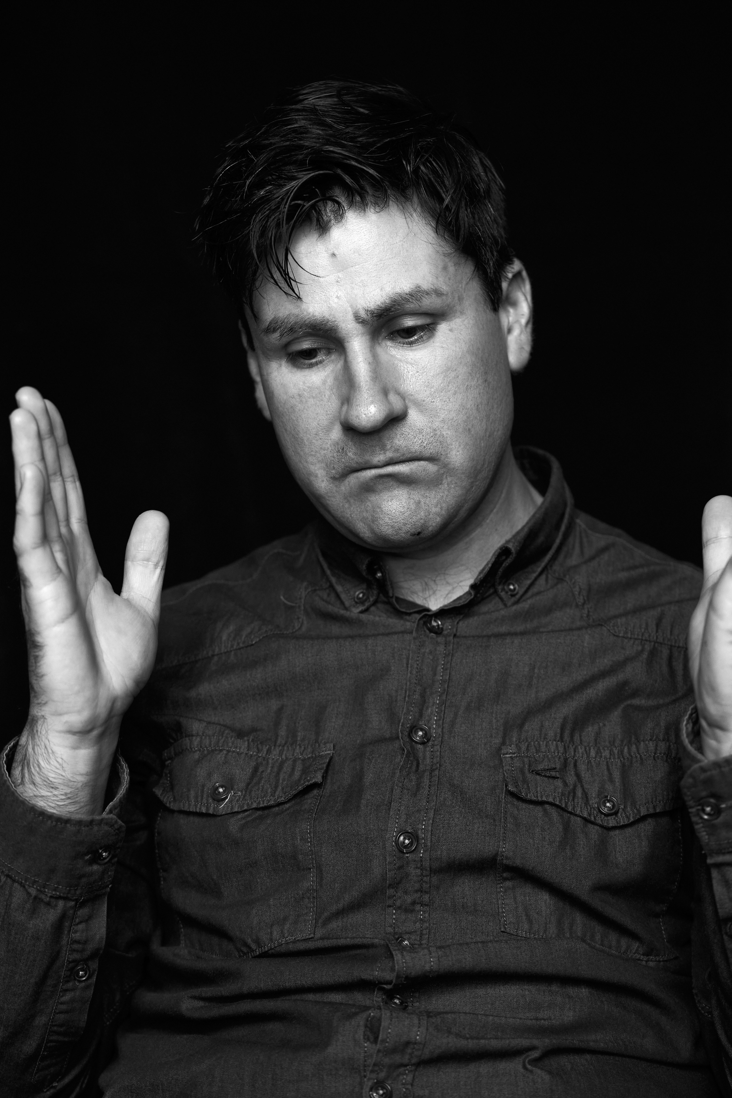 Portrait photographer in Riga. Photographer in Doha, Qatar