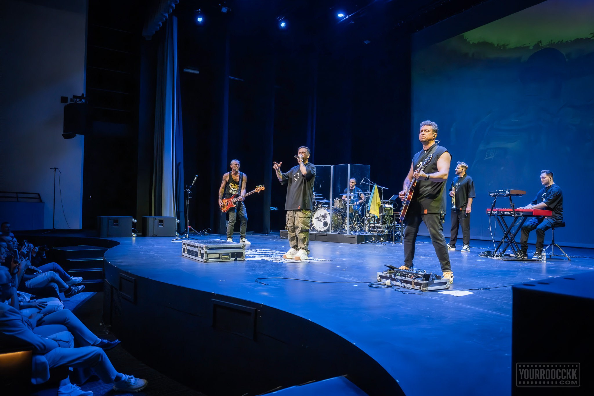 BEZ OBMEZHEN | SACRAMENTO. Reportage concert portrait photography in the San Francisco Bay Area