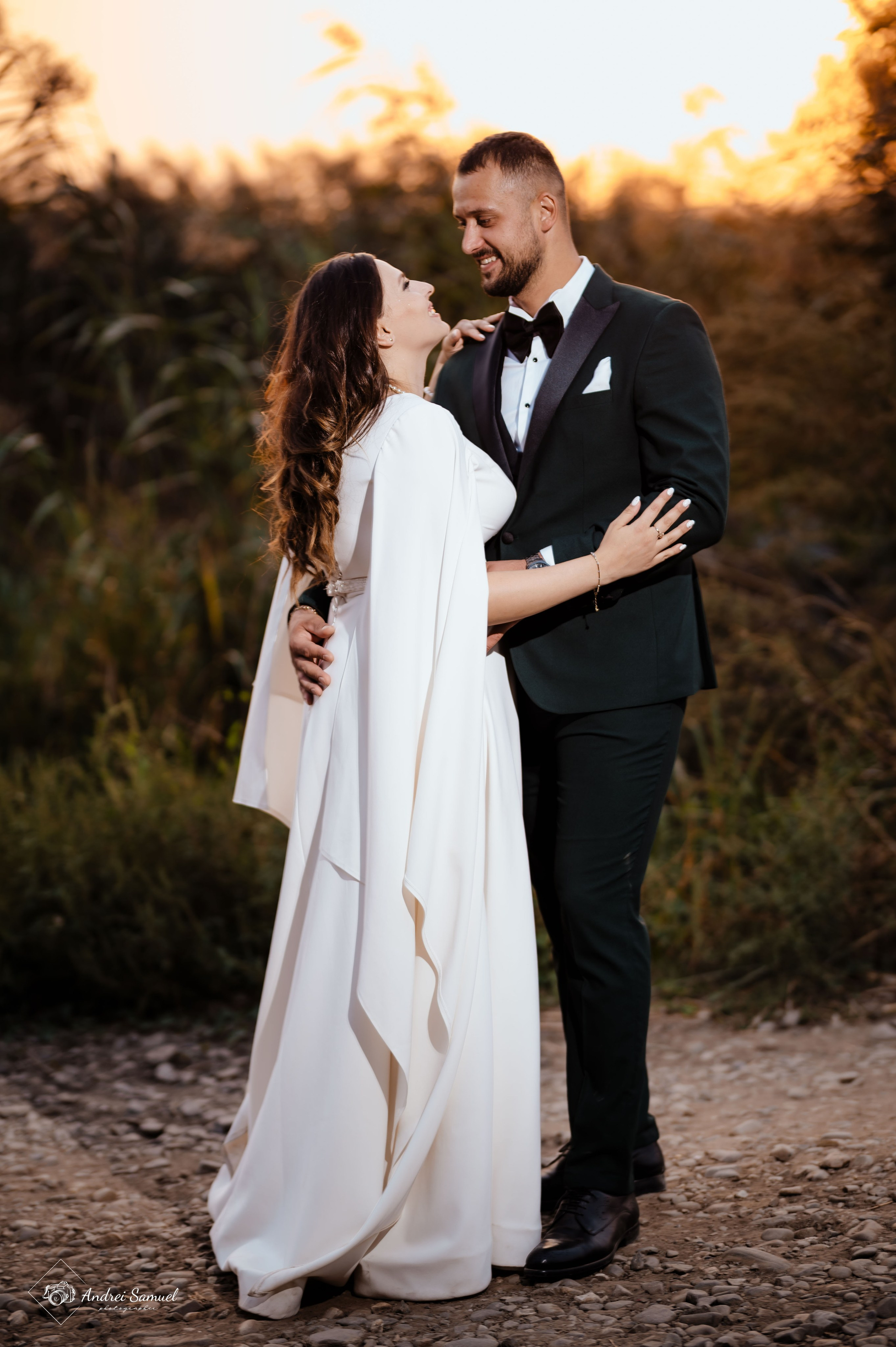 Oana & Romil. Andrei Samuel – Fotograf București | Evenimente, Studio, Imobiliare, Produs