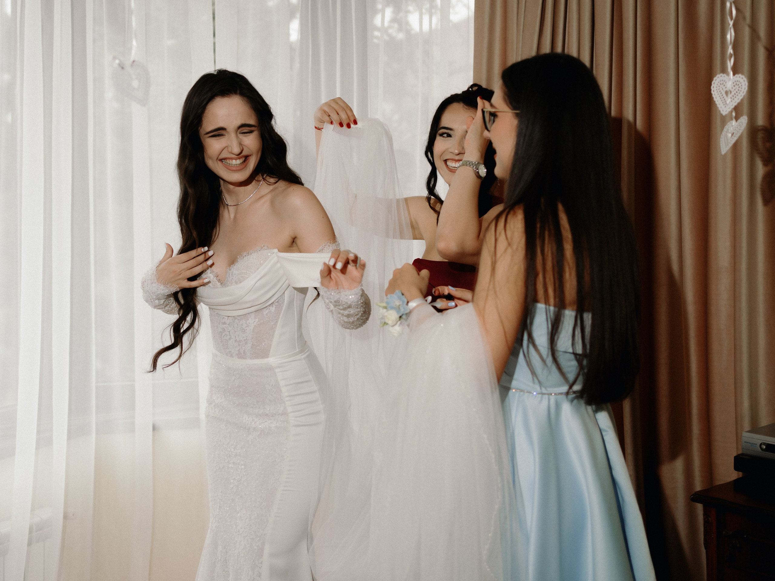 Cristina & Bogdan. STORYCATCHERS