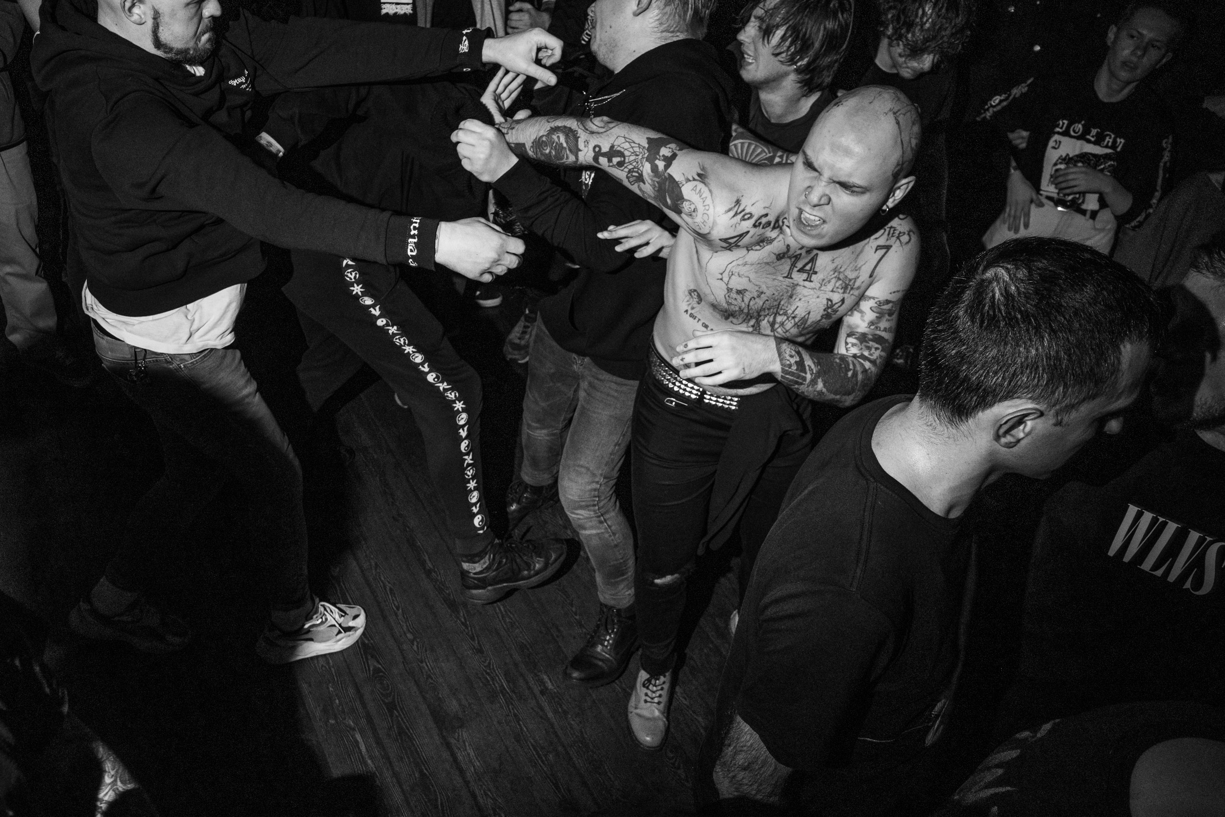 Volan, WLVS @ FRAKCIA @ 04.01.22