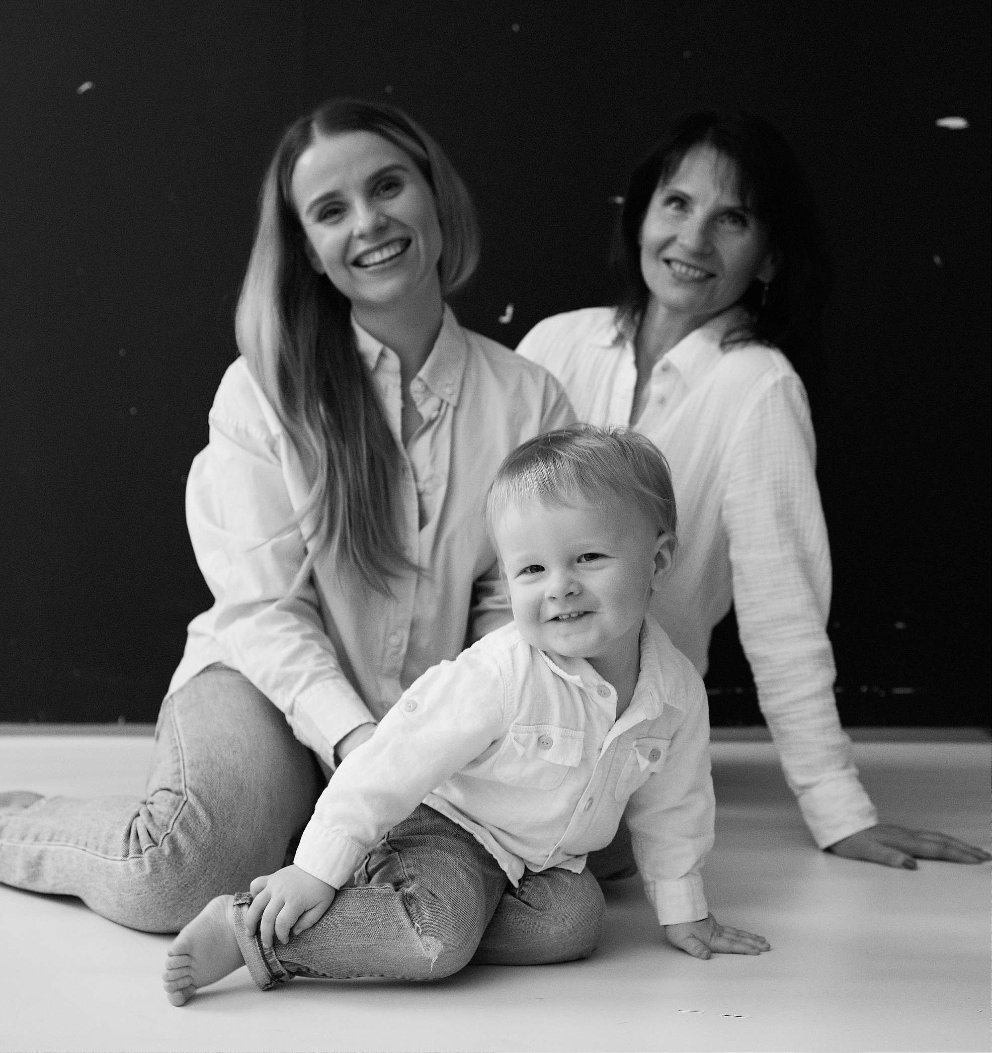 K. Rawnoir- Portrait photography by Daria Paliy.Timeless black&white portraits of women in NYC area