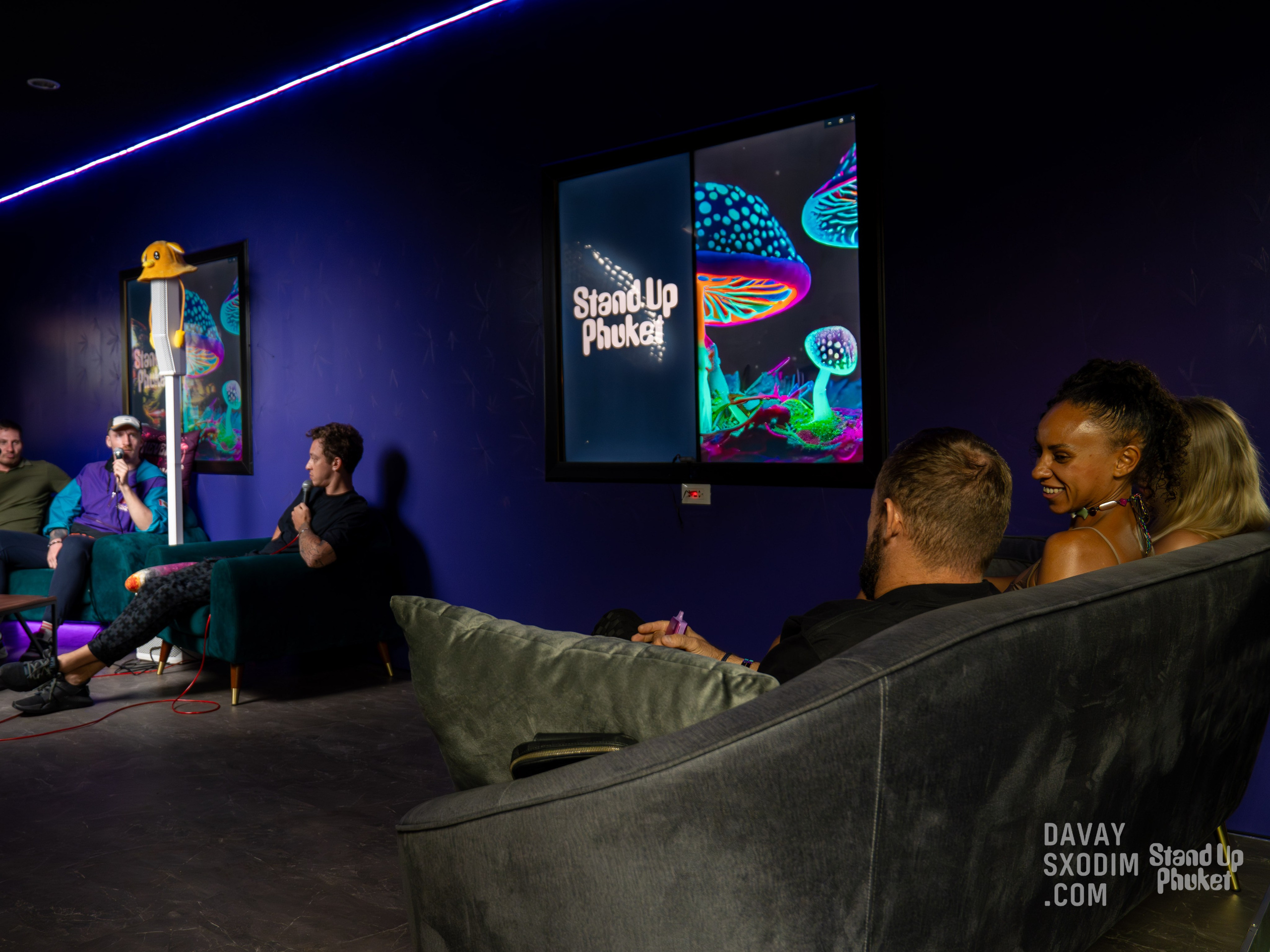 Standup-шоу «Тай-Болтай» | Фоторепортаж | Афиша | DAVAYSXODIM.com PHUKET. АФИША|ФОТОРЕПОРТАЖИ|ИВЕНТЫ|ПХУКЕТ