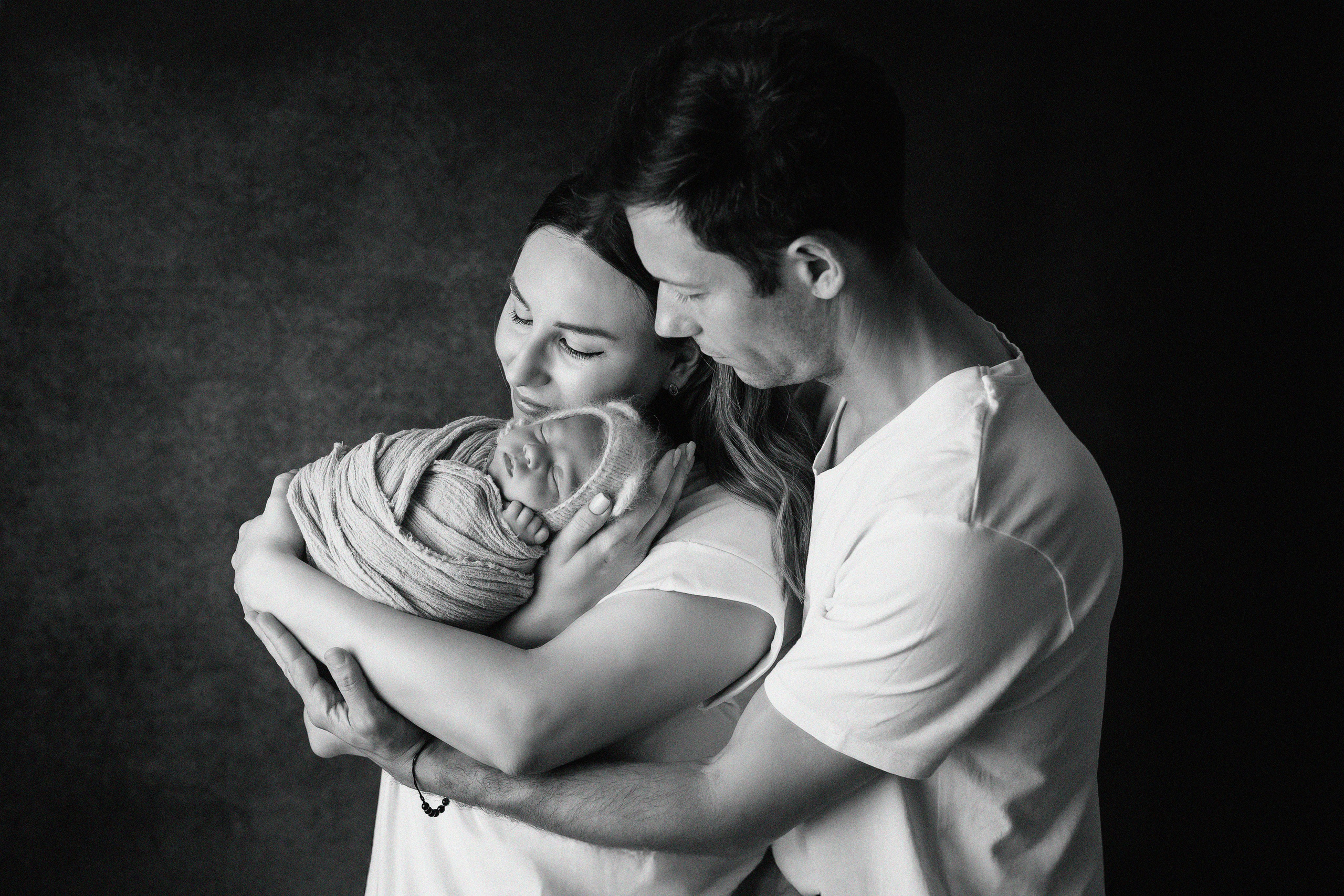 Şedinţe Newborn - Primele amintiri cu bebeluşul tău. Elena Mascan – Fotograf newborn, maternitate, portret, smash the cake & branding personal | La Femme Studio Photograpy|Constanţa