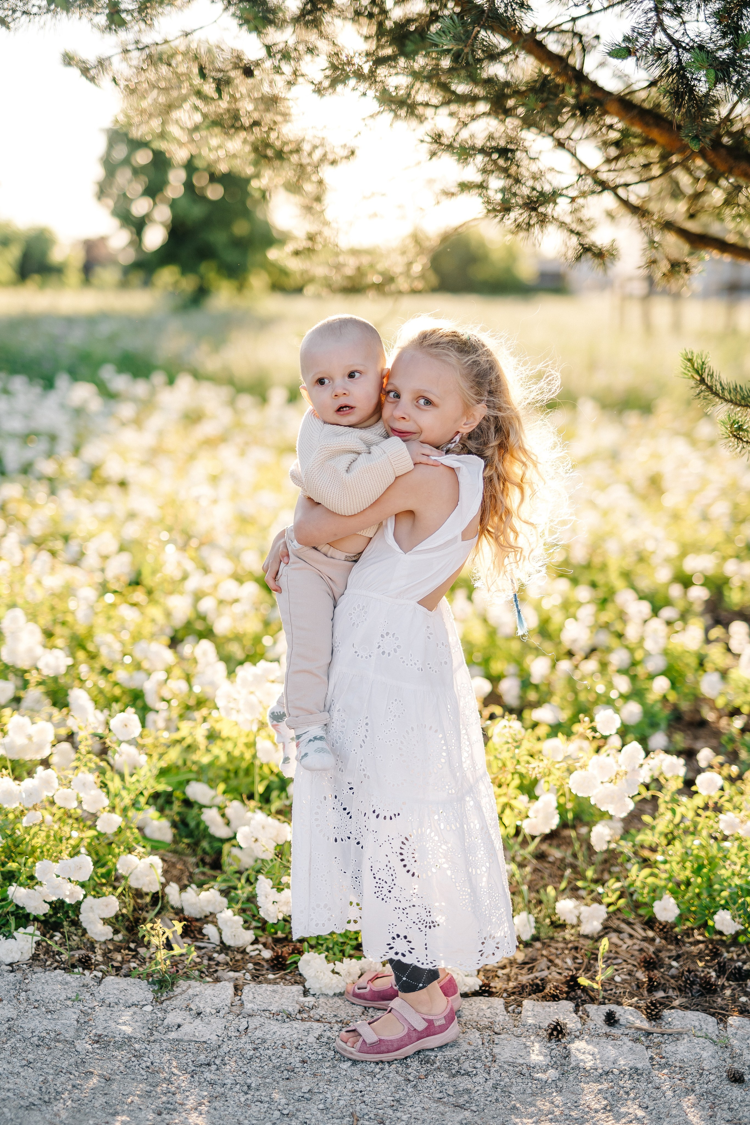 Mini sesja w plenerze. Fotograf Łódź - sesja ciążowa, noworodkowa, dziecięca. Studio w Łodzi