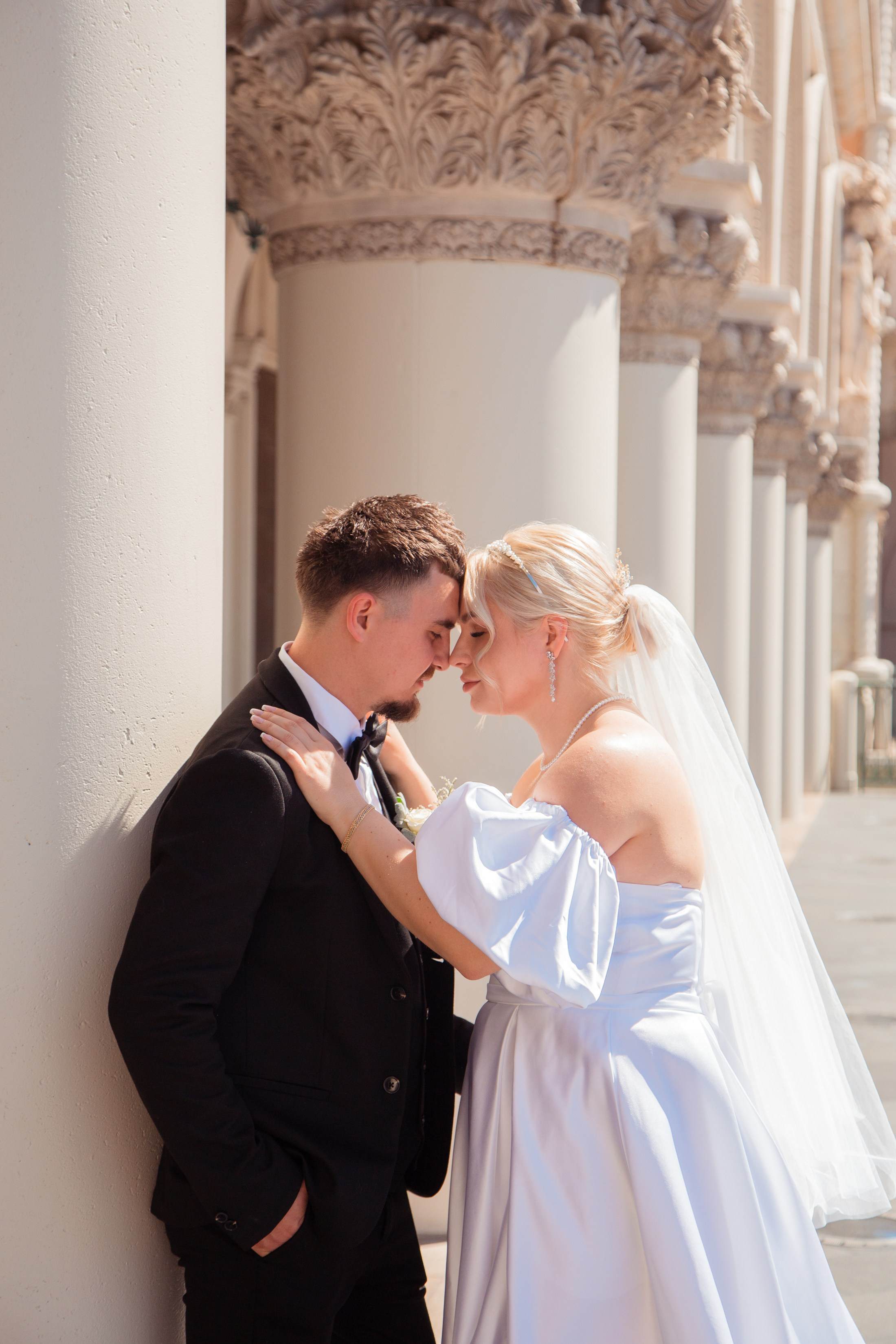 M&N. Wedding & elopement photographer Viktoriya Kravtsov. Las Vegas