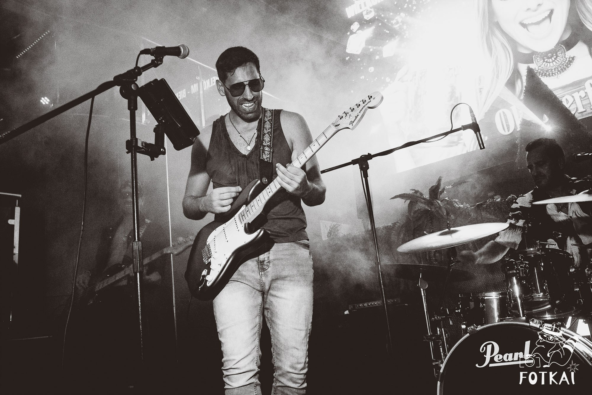 Oktoberfest Torrevieja 2025 в Avalon — Stones of the Coast, живая музыка и рок-атмосфера | Фоторепортаж FOTKAI