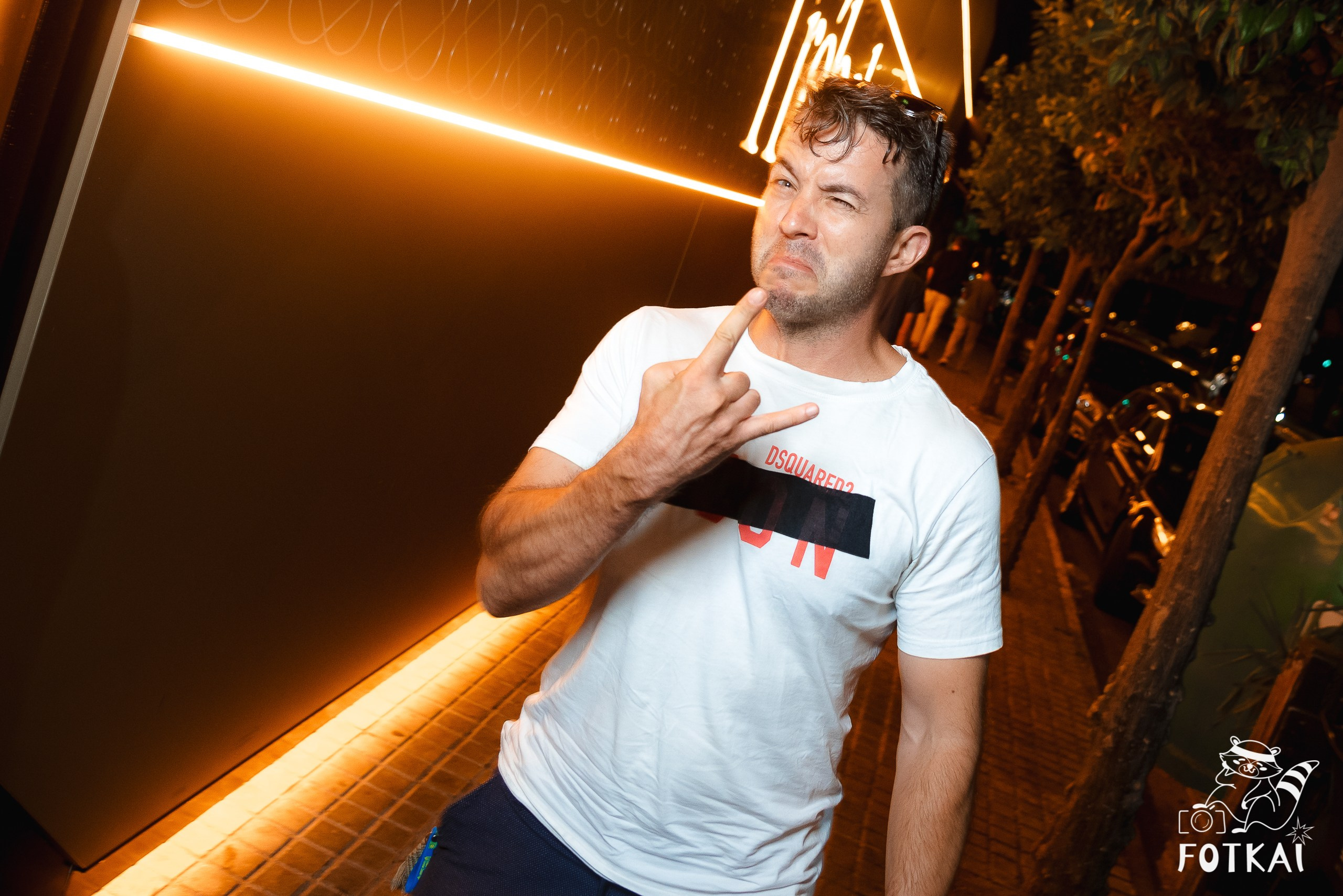 Reportaje fotográfico de FOTKAI | Get Back en El Paso Bar | Torrevieja, España, 12 de julio de 2025